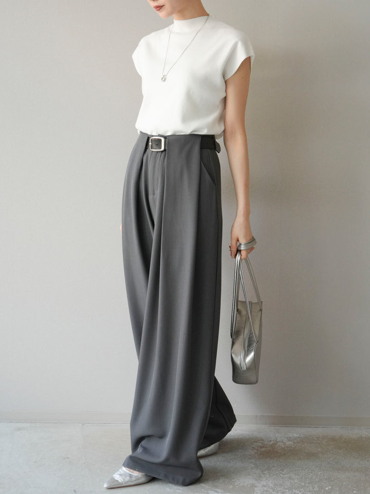 【預購】皮帶環設計寬褲/棕色