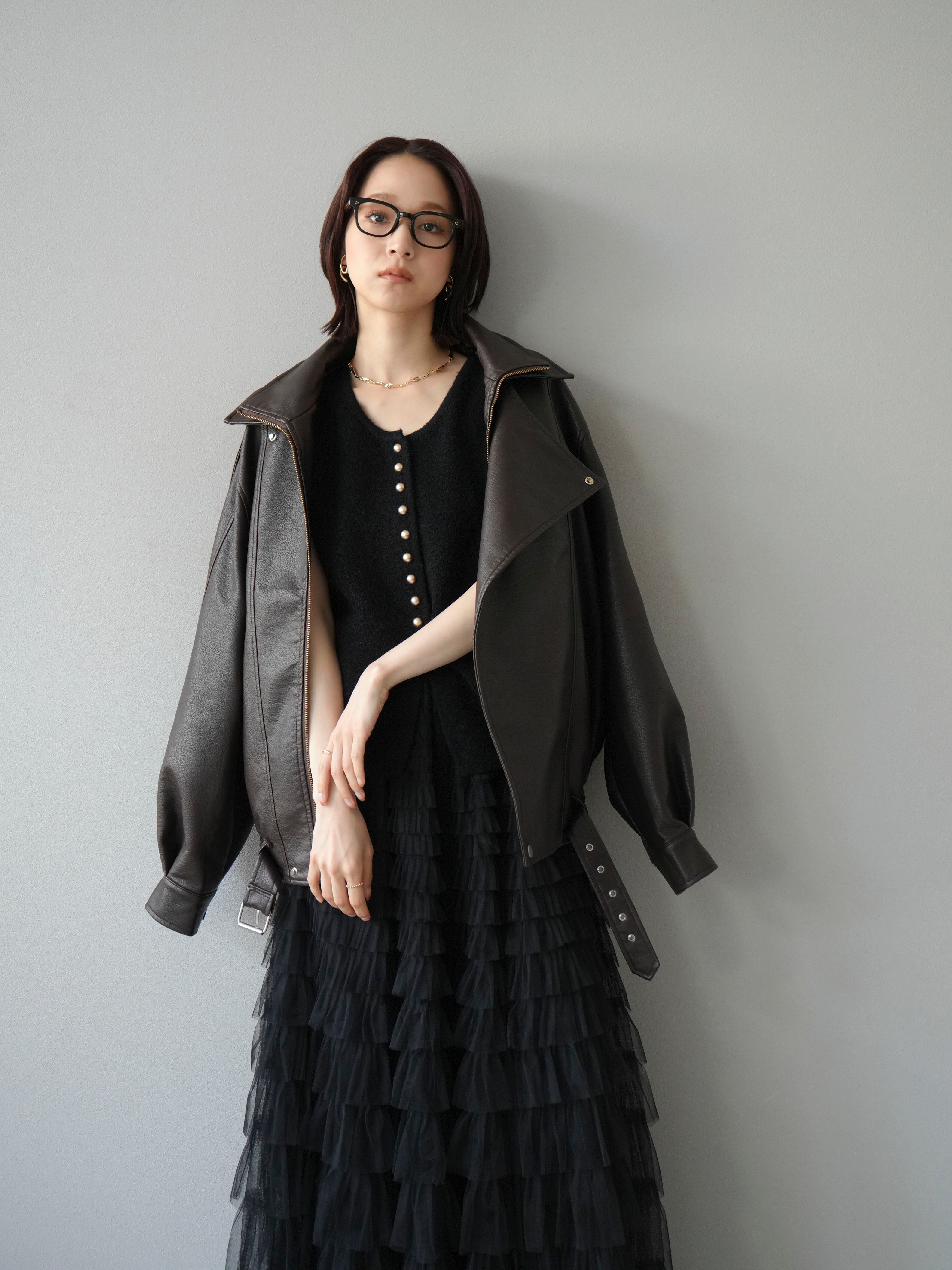 予約]スタンドカラーフェイクレザーブルゾン/ブラウン – Lumier