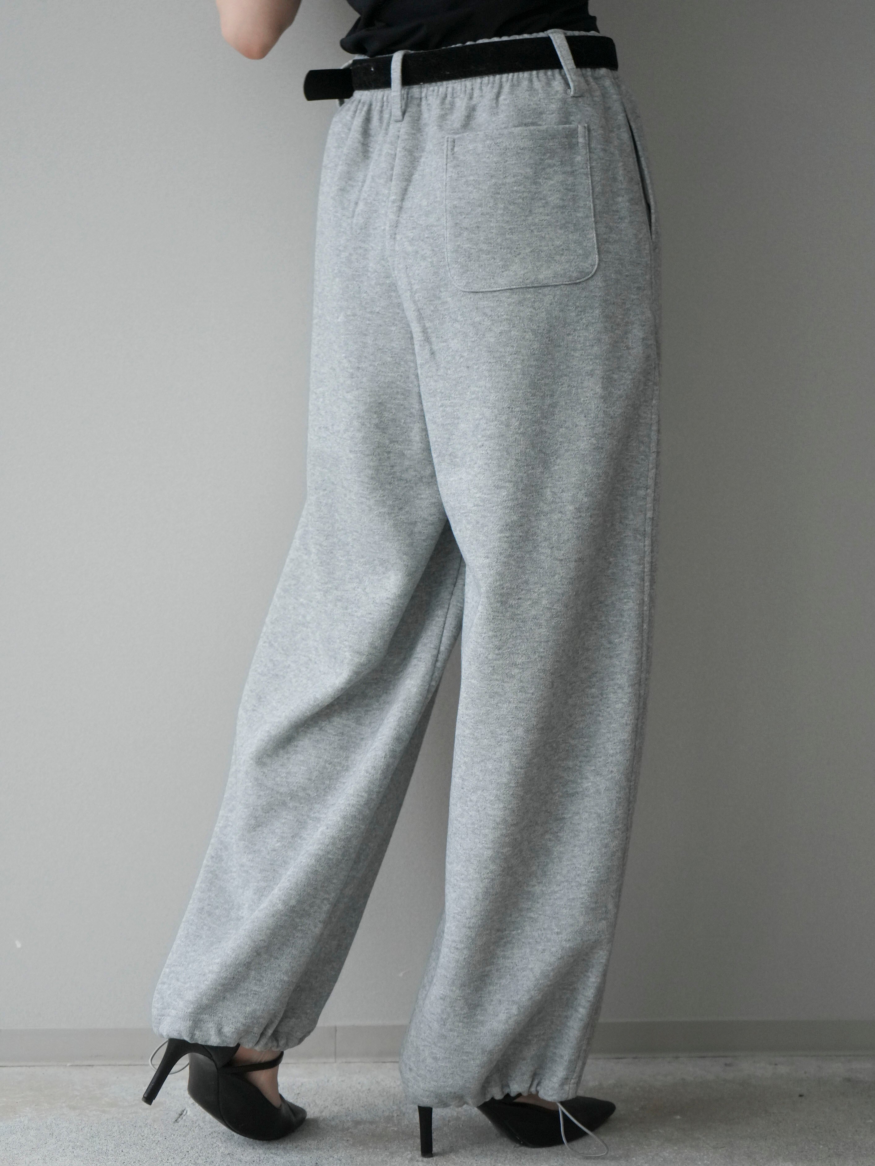 【完売品】VITALIBERA スウェットパンツ ライトグレー　しょーきち 予約]ベルト付裾ドロストスエットパンツ/lightgray – Lumier