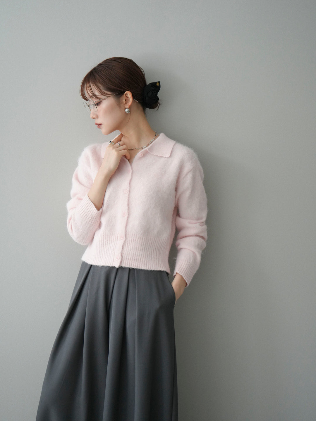 [SET]モヘア衿付きボタンプルオーバー+選べるアクセセット(2set)