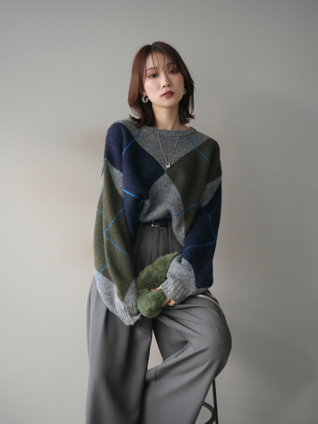 [SET]配色ステッチアーガイル柄ニットプルオーバー+選べるアクセセット(2set)
