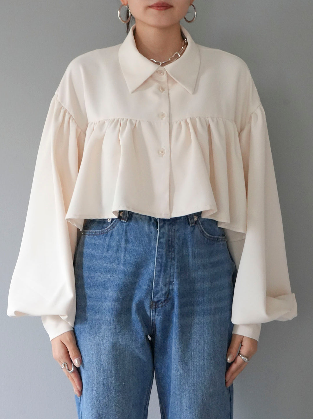 [Pre-order] Short Gathered Blouse/Ecru