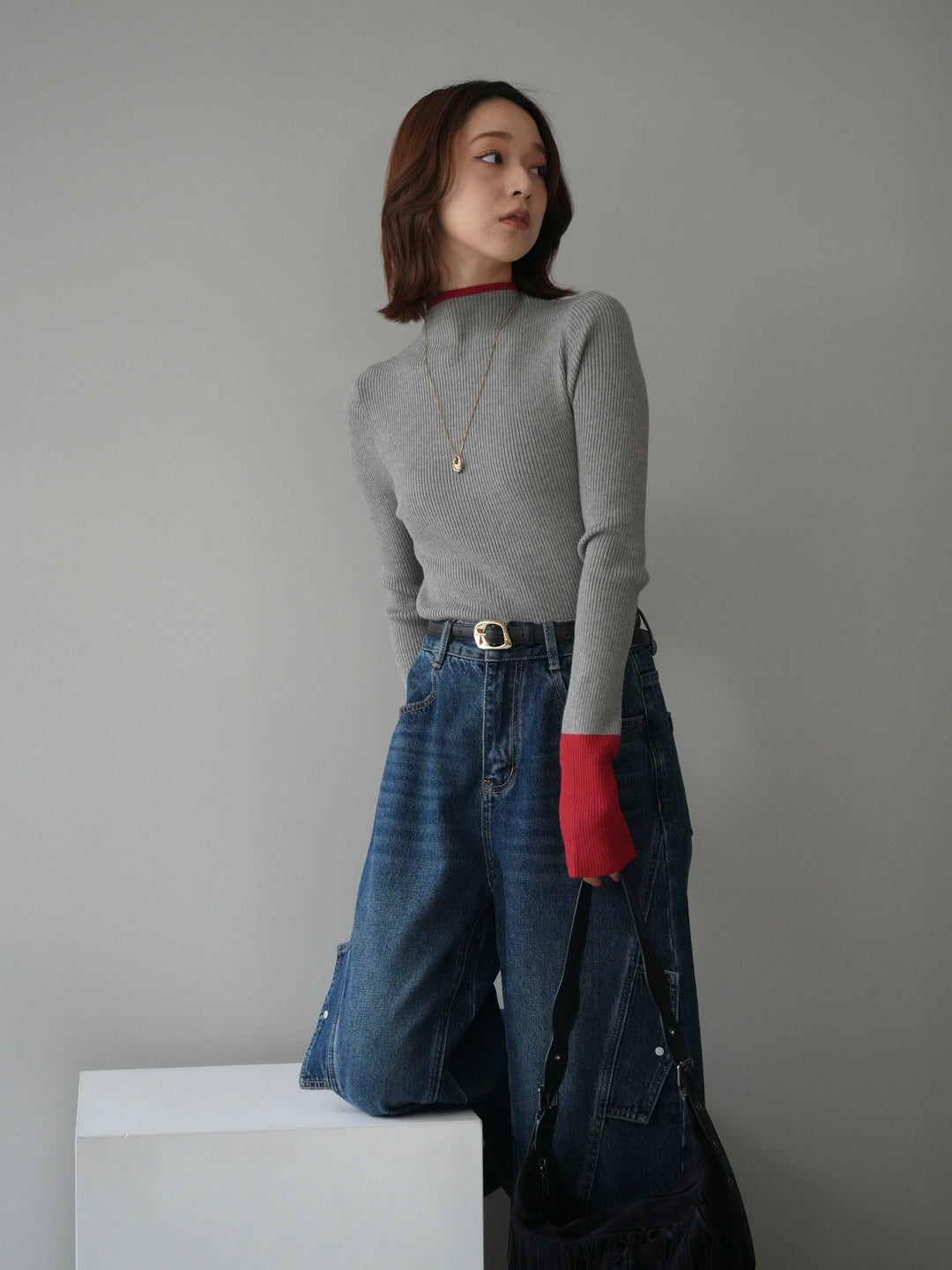 [予約]袖ボタンハイネック配色リブニットトップス/gray