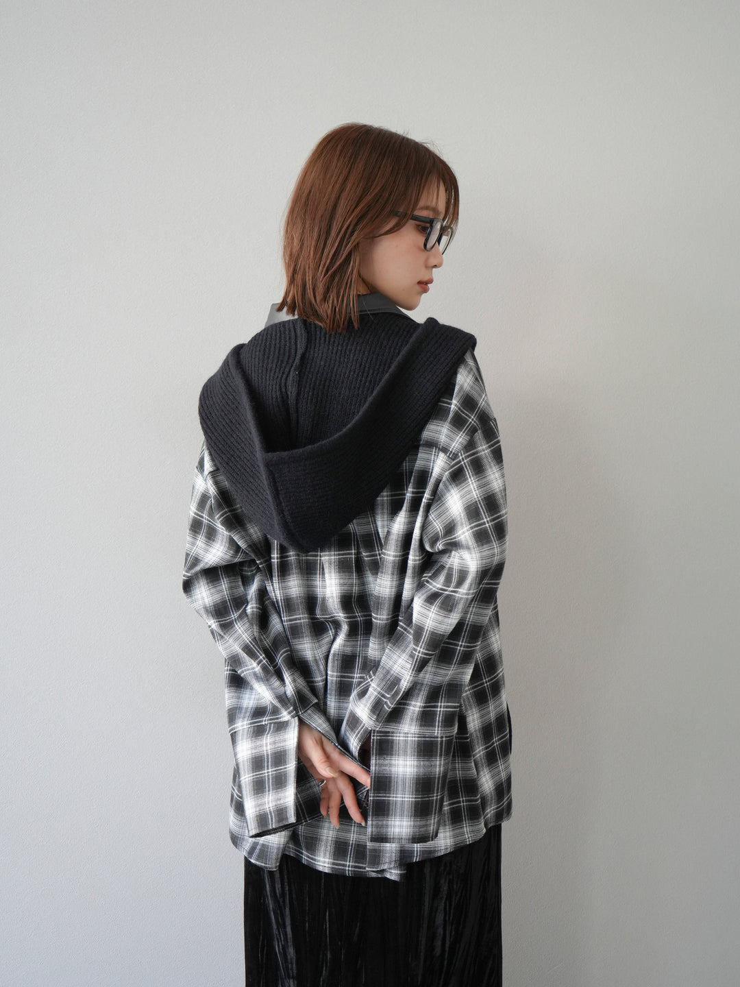 [SET]レザー襟オンブレチェックオーバーシャツ +クラッシュベロアナロースカート(2set)