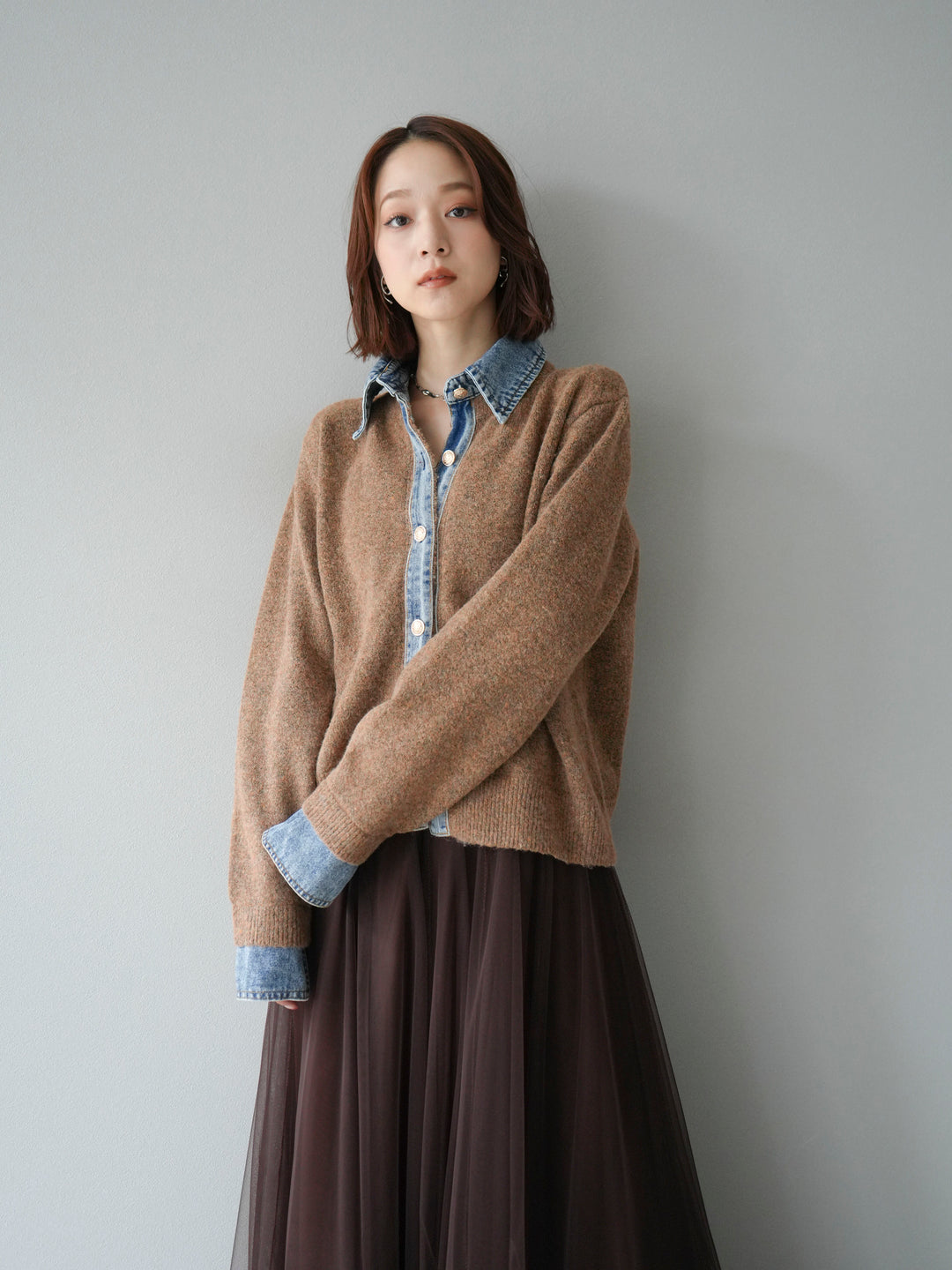 【預購】牛仔領紐扣針織開襟衫/駝色