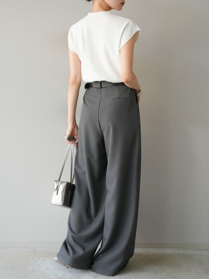 【預購】皮帶環設計寬褲/棕色