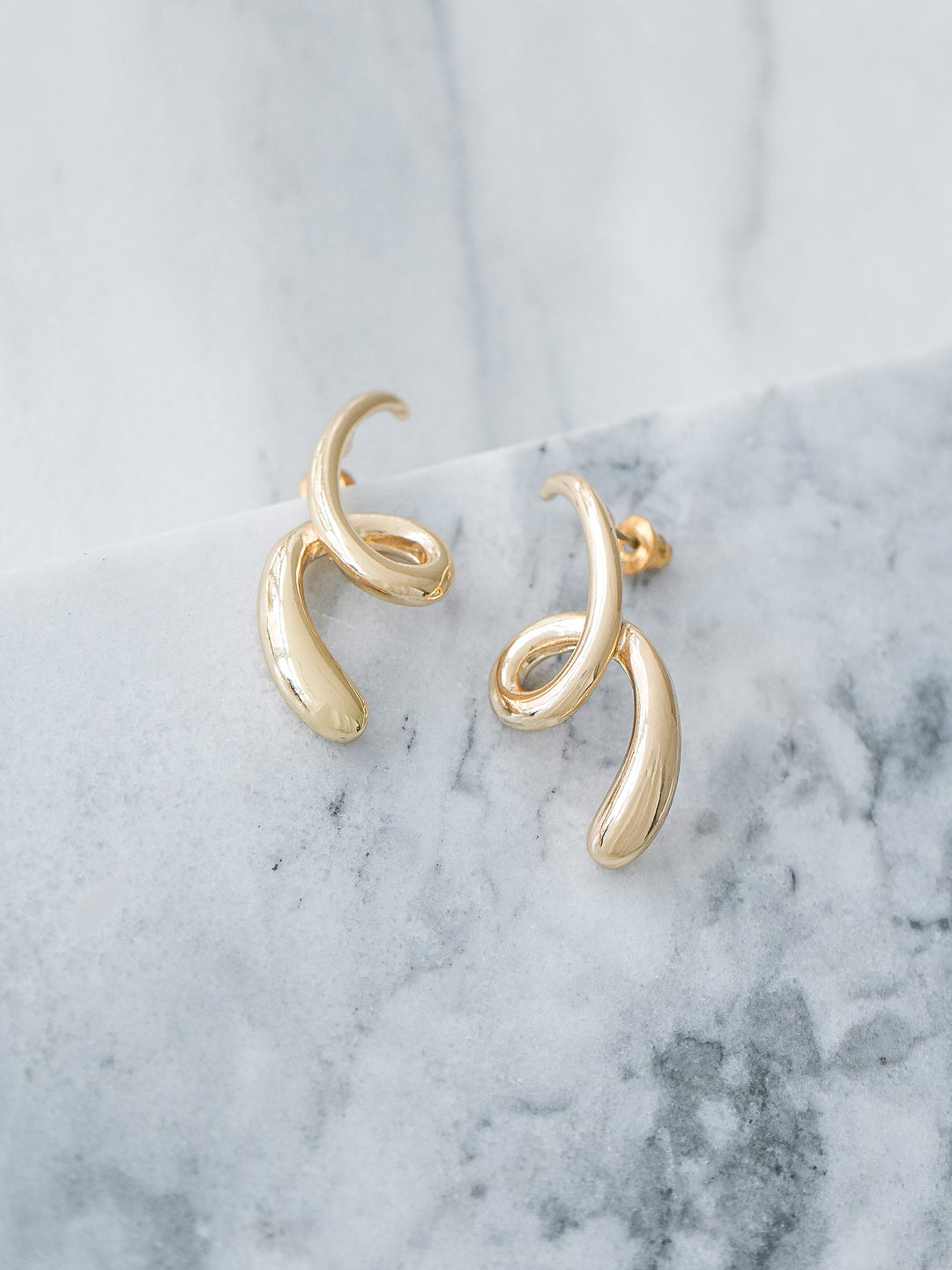 [SET]Vネック配色スリーブニットプルオーバー+選べるアクセセット(2set)