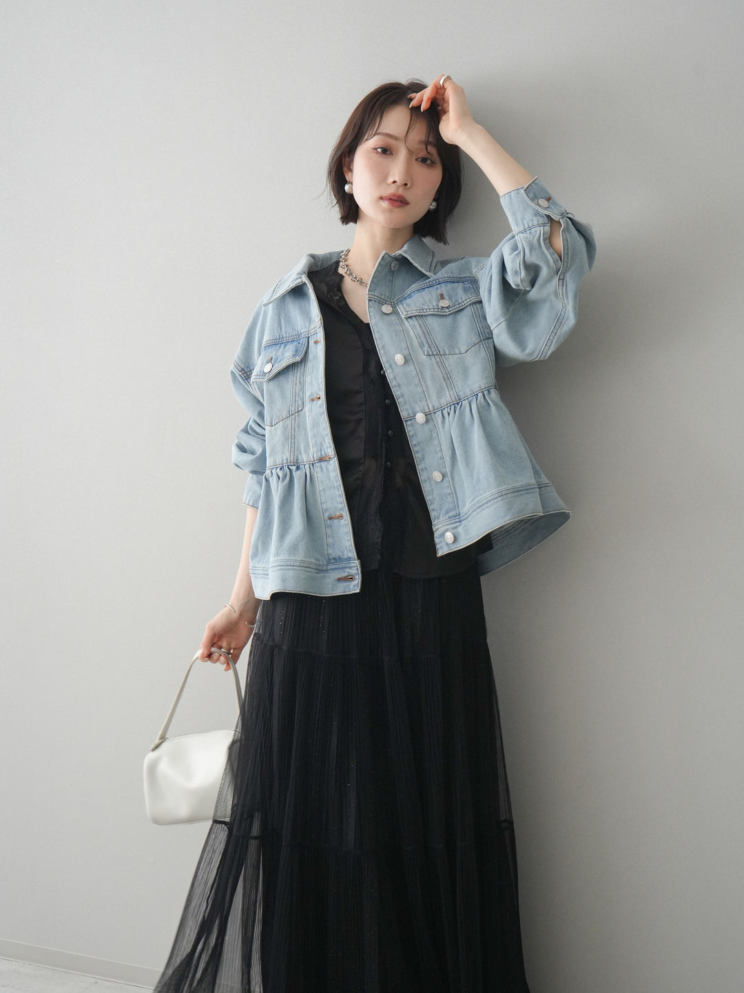 【套裝】荷葉邊牛仔外套+無袖緞面蕾絲吊帶背心+亮片褶皺多層薄紗長裙（三件套）