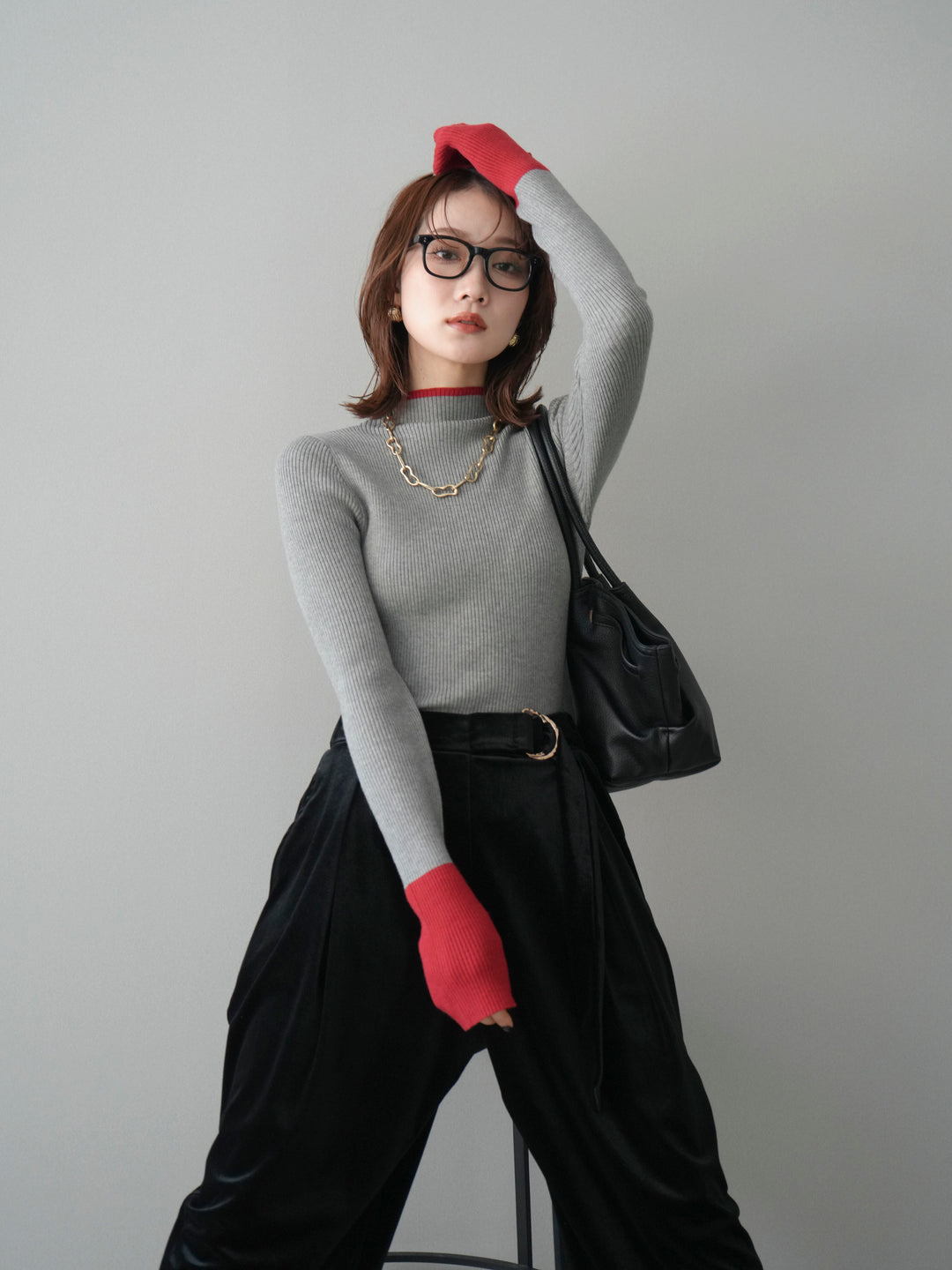 [予約]袖ボタンハイネック配色リブニットトップス/gray