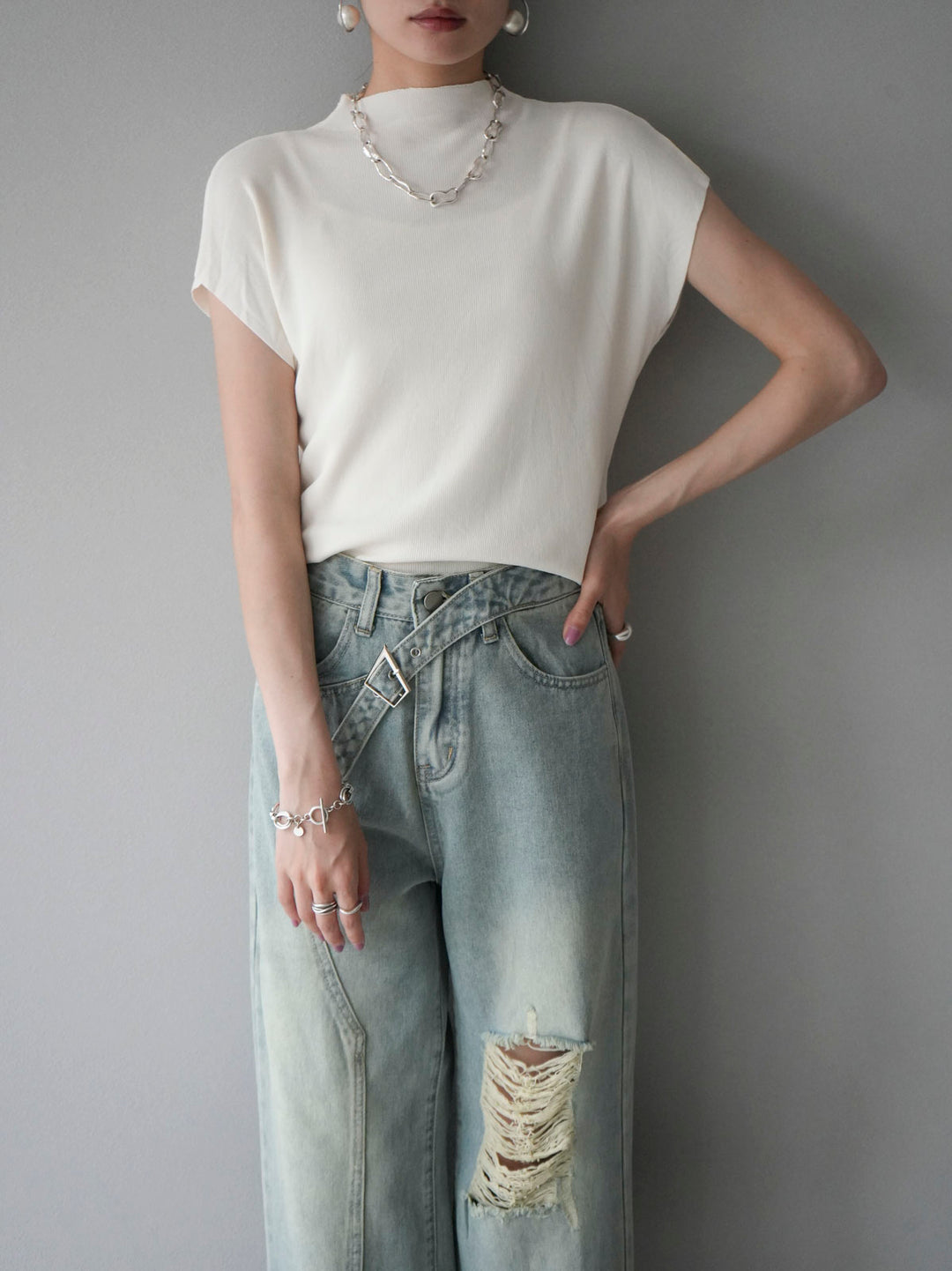 [Pre-order] Petite Neck Side Shirring Summer Knit Top/Ivory