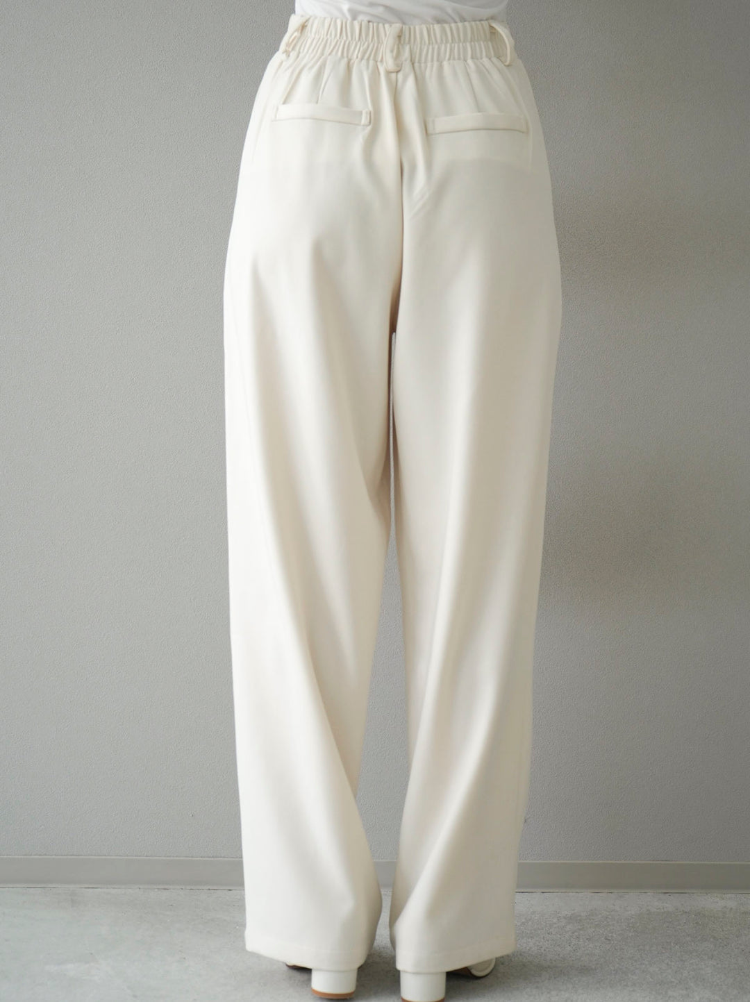 [Pre-order] One-tuck wide pants/ivory