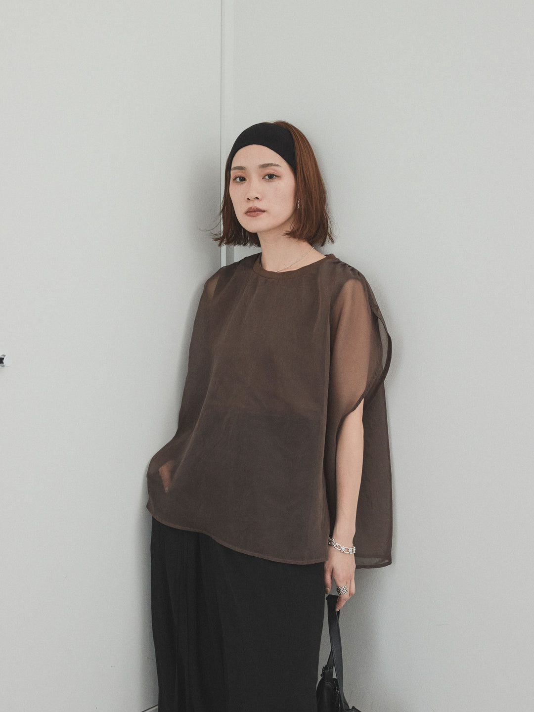 [SET]コンパクトスムースシアーレイヤードトップス+ワッシャーサテンレイヤードスカートパンツ(2set)