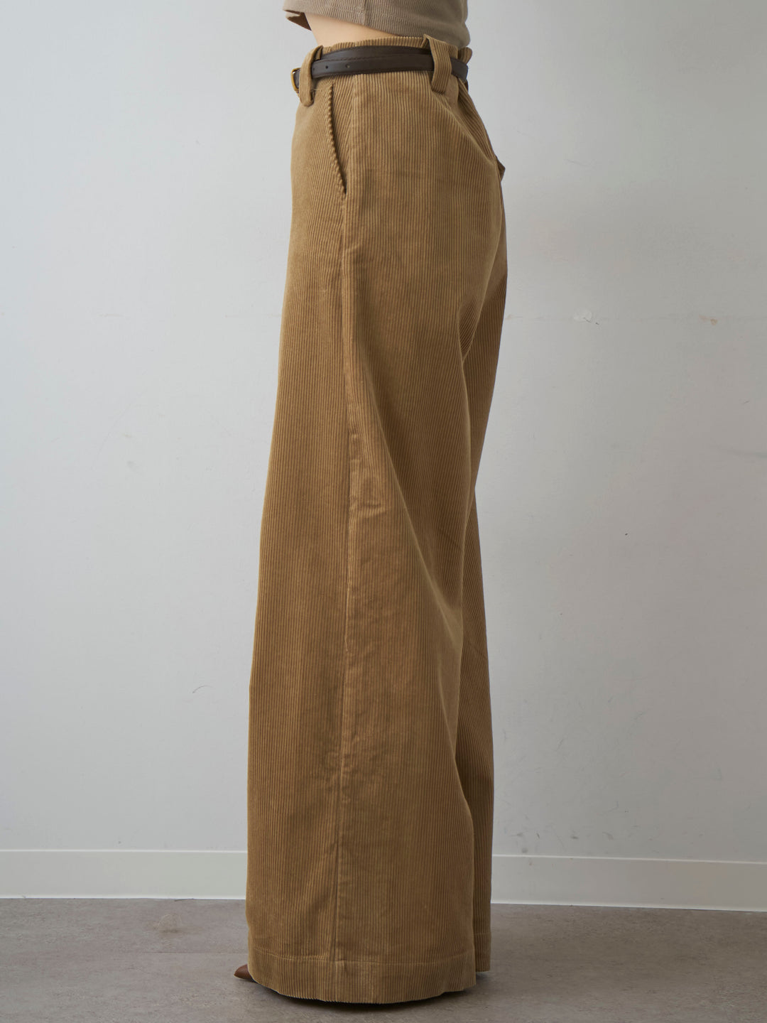 [予約]ベルト付コーディロイワイドストレートパンツ/beige