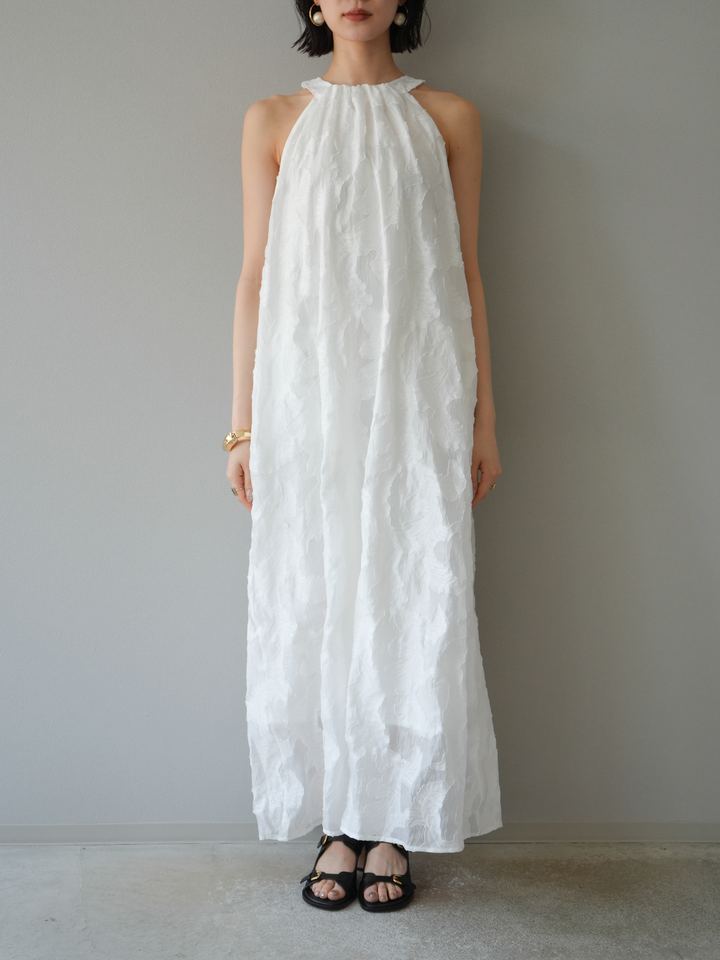 【預購】提花掛脖洋裝/白色