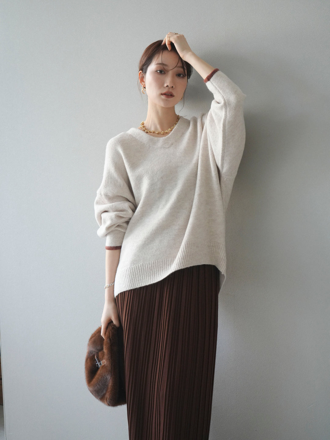 [SET]Vネック配色スリーブニットプルオーバー+選べるアクセセット(2set)