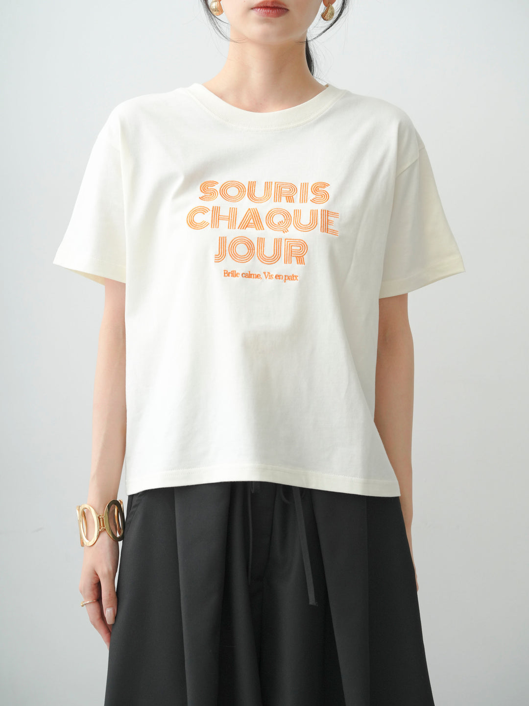 [予約]ロゴ刺繍TEE/ecru