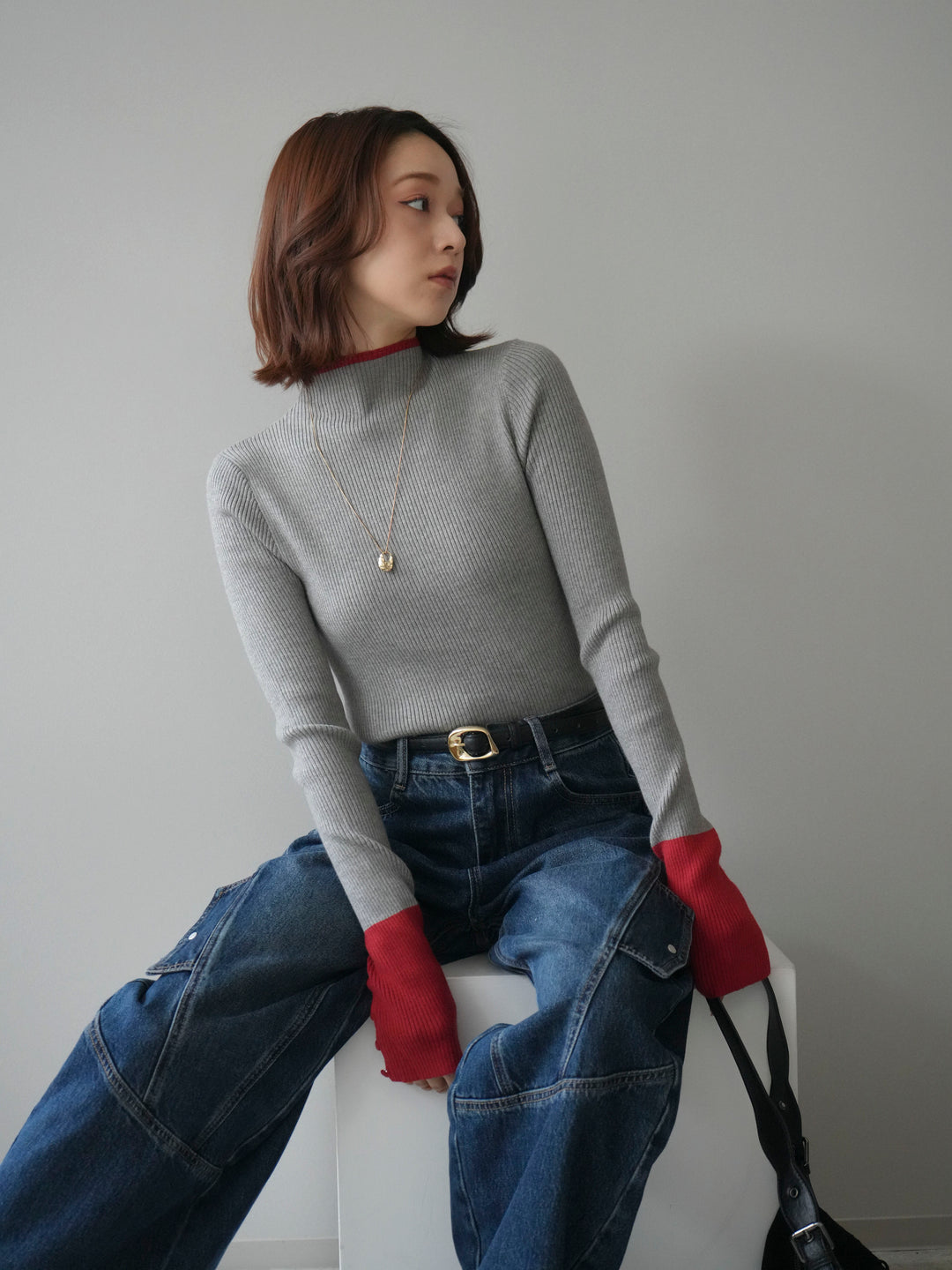 [予約]袖ボタンハイネック配色リブニットトップス/gray
