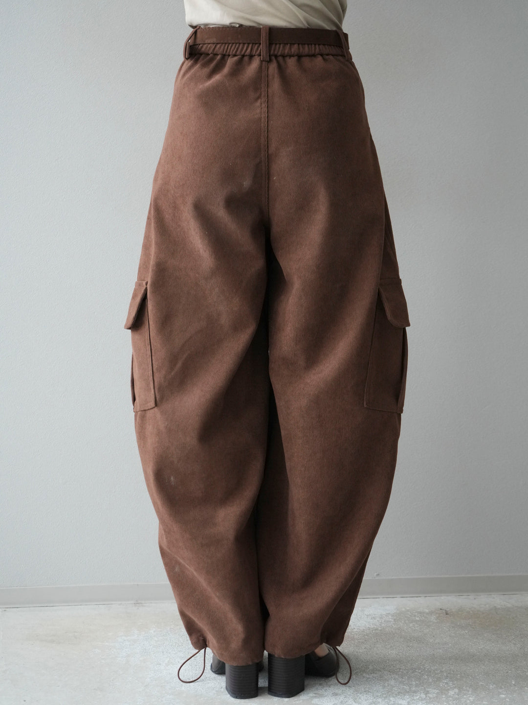 [予約]ベルト付コーデュロイカーゴパンツ/brown