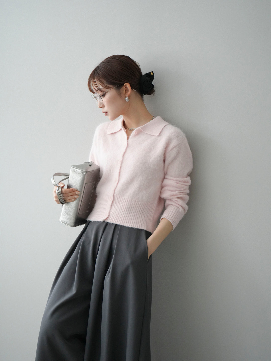 [SET]モヘア衿付きボタンプルオーバー+テープベルトタックバギーパンツ(2set)