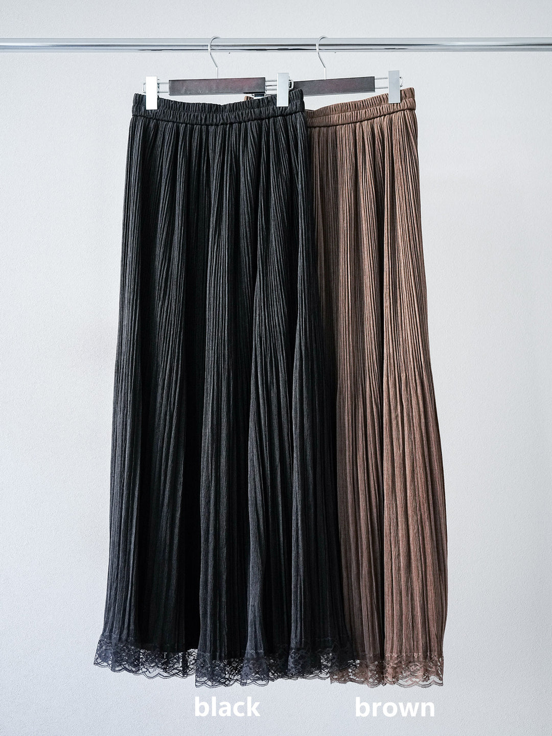 [SET]レザー切替ブークレブルゾン+袖ボタンボトルネックリブニットトップス+裾レーススウェードプリーツマキシスカート(3set)