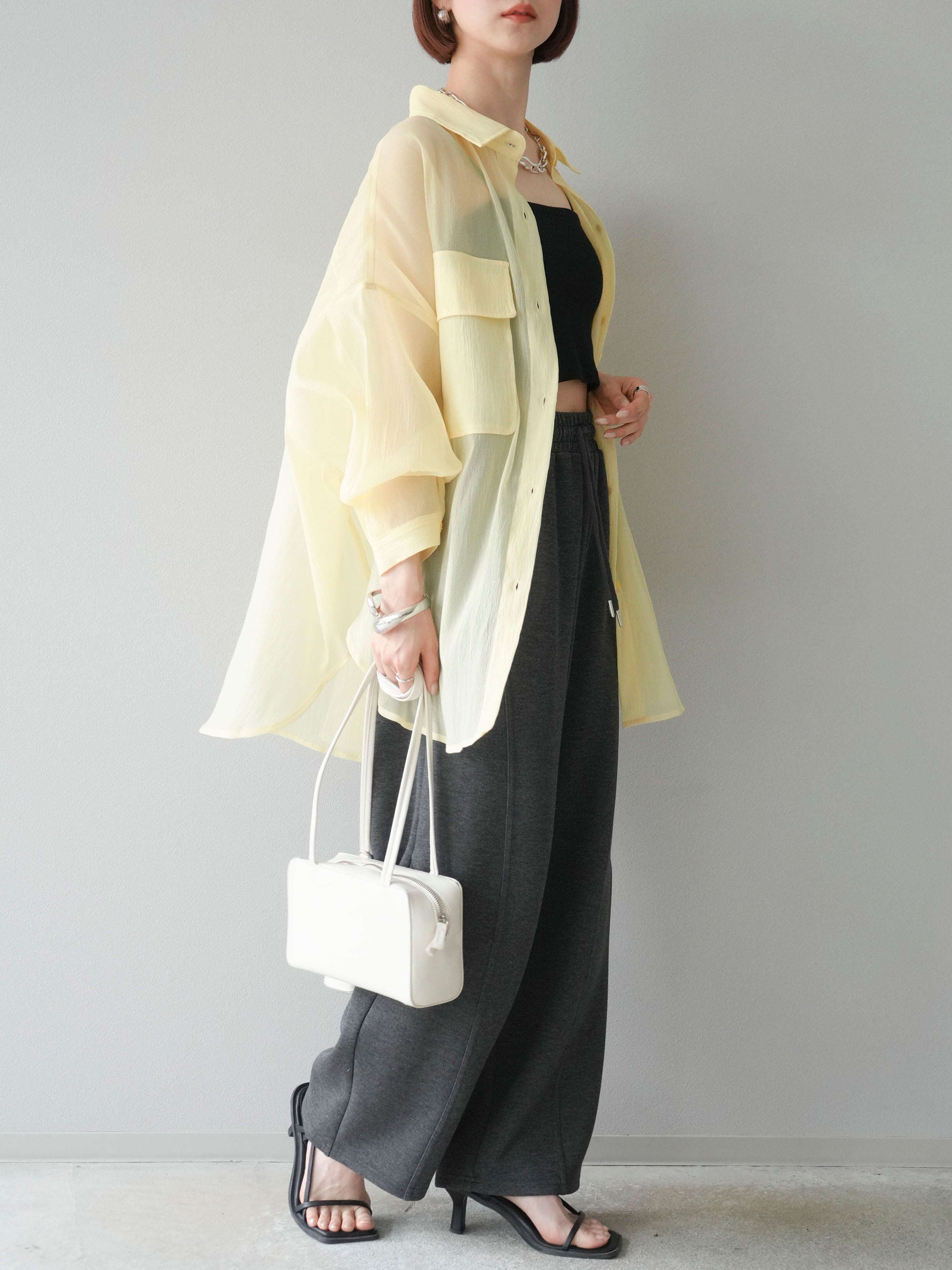 予約]ライトポンチカーブパンツ/チャコール – Lumier