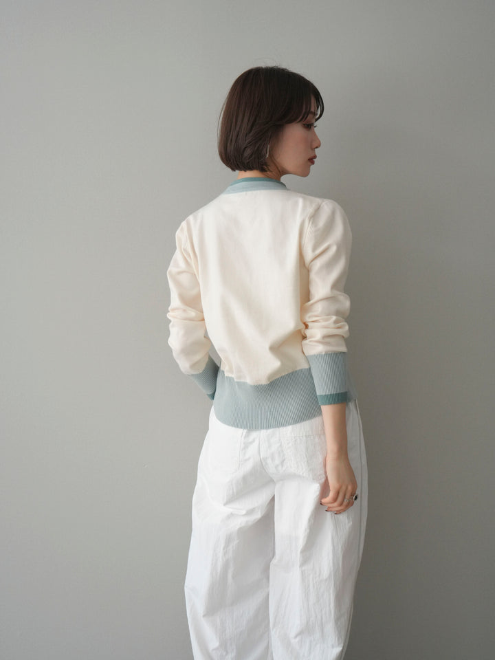 [予約]デザインボタン配色Vネックニットカーディガン/offwhite