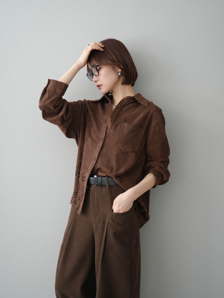 [予約]裾スカラップスエードシャツ/brown