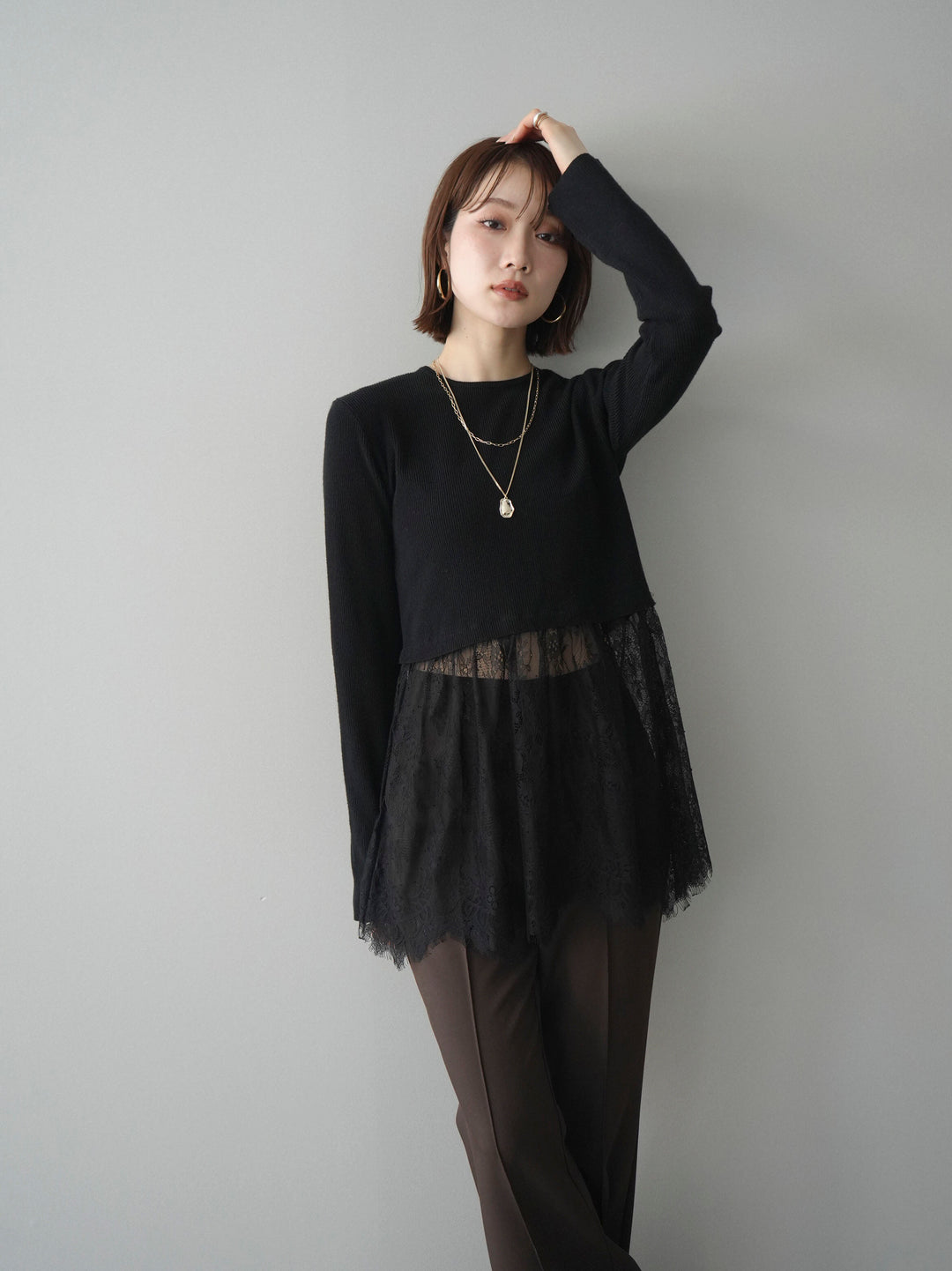 [予約]クルーネックレースドッキングリブニットトップス/black