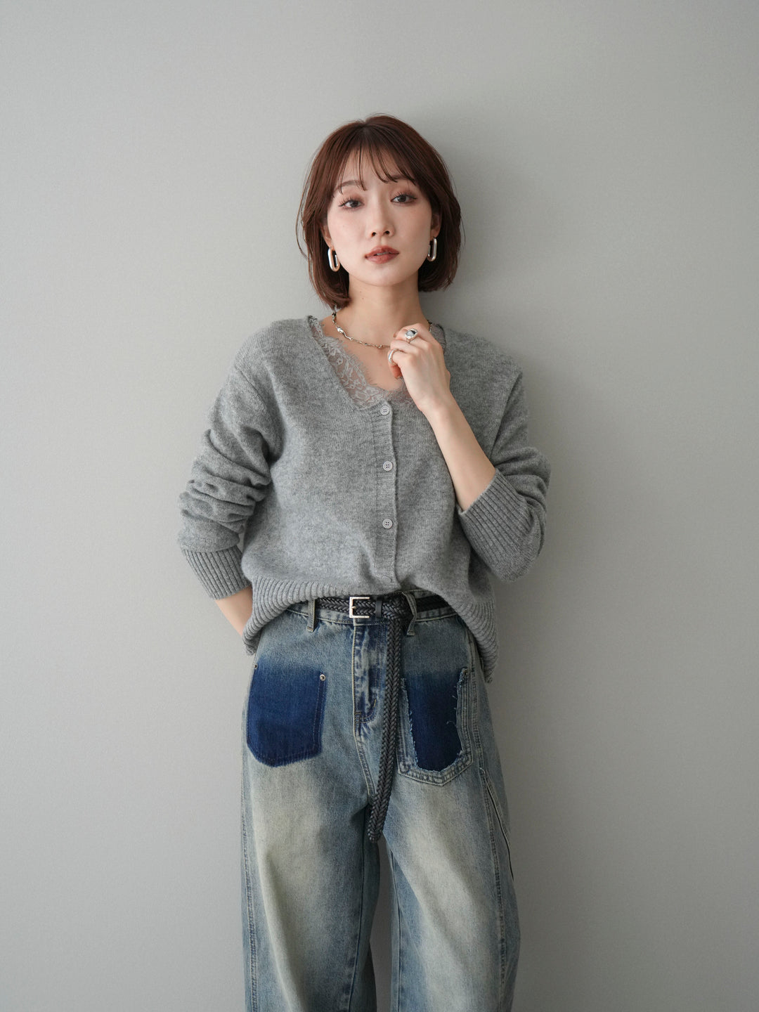 [SET]レースネックニットカーディガン+染めデザインポケットデニムパンツ(2set)
