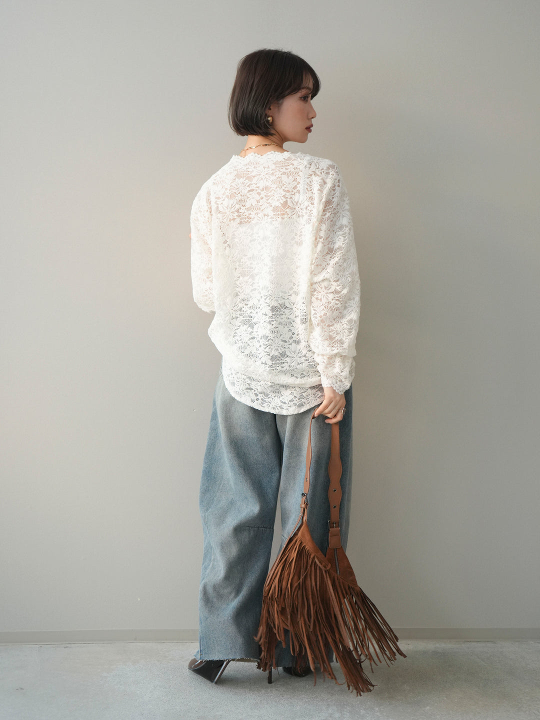 [SET]Vネックレースブラウス+裏起毛カットオフカーブデニムパンツ(2set)