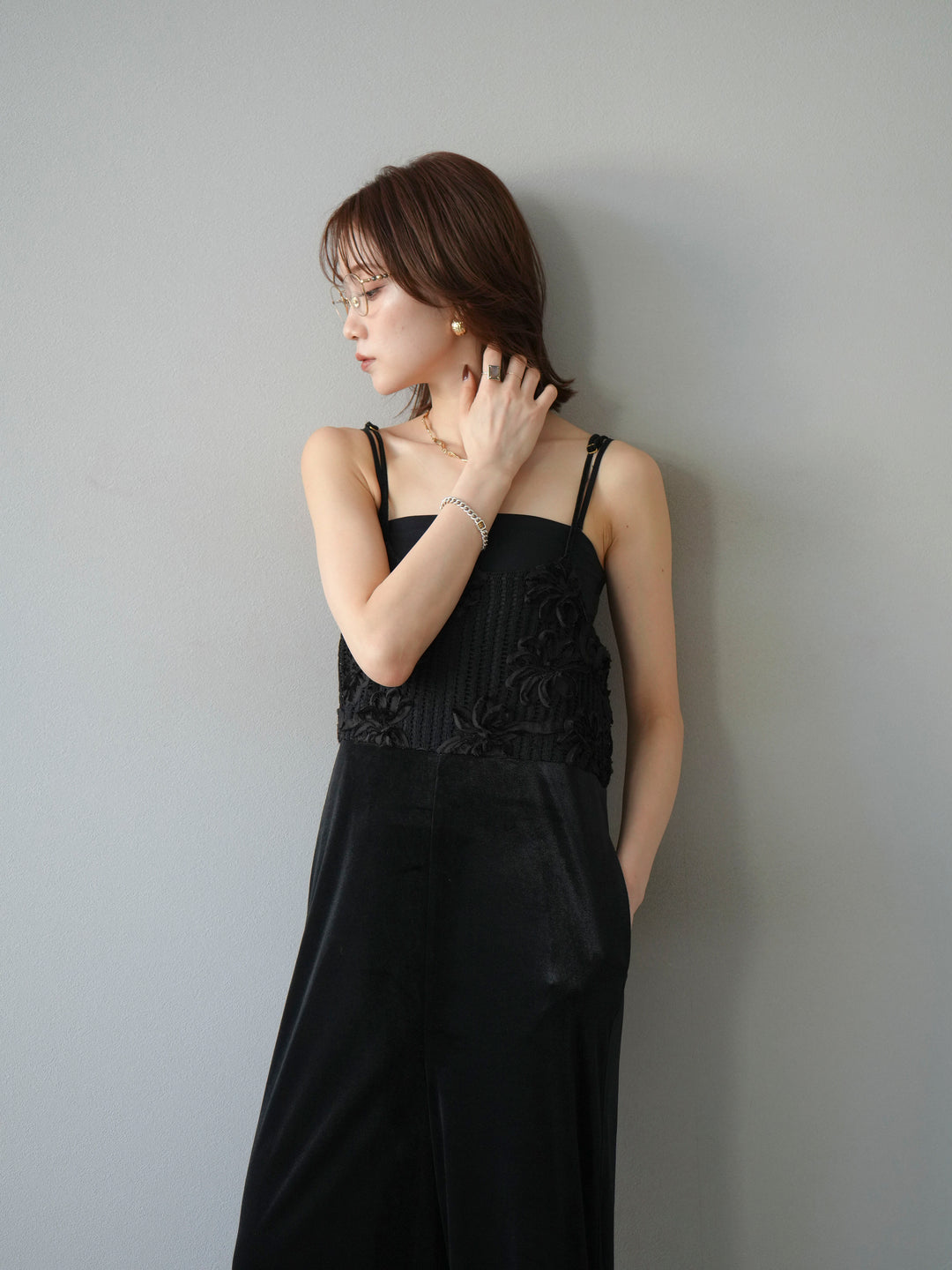 [予約]ジャガード切替ベロアサロペット/ブラック