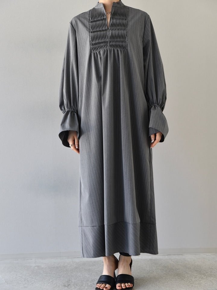 [予約]SUSTAINABLE DESIGN PINTUCK STRIPE SHIRT ONE-PIECE/GRAY