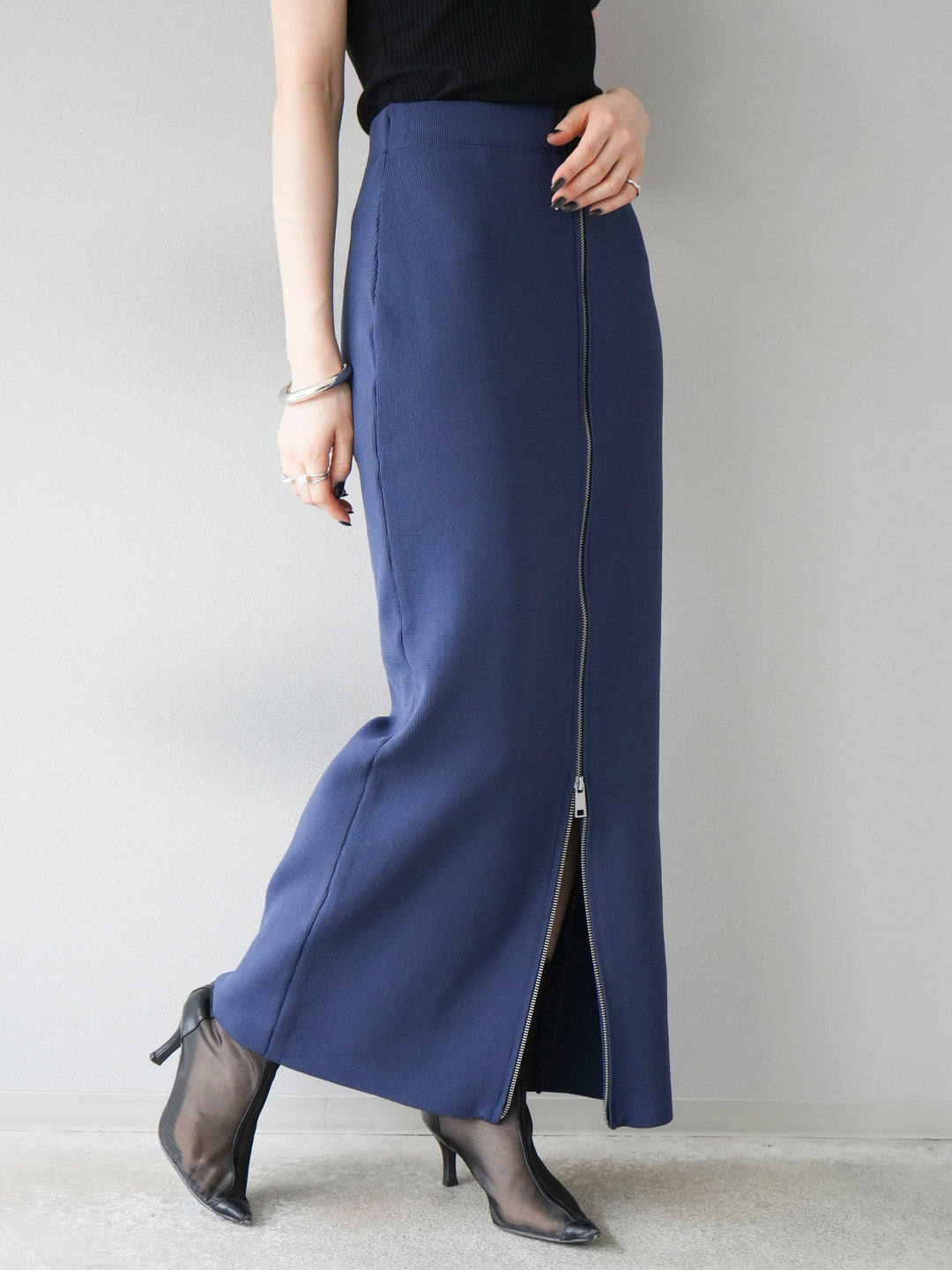 [予約]フロントジップニットタイトスカート/ネイビー