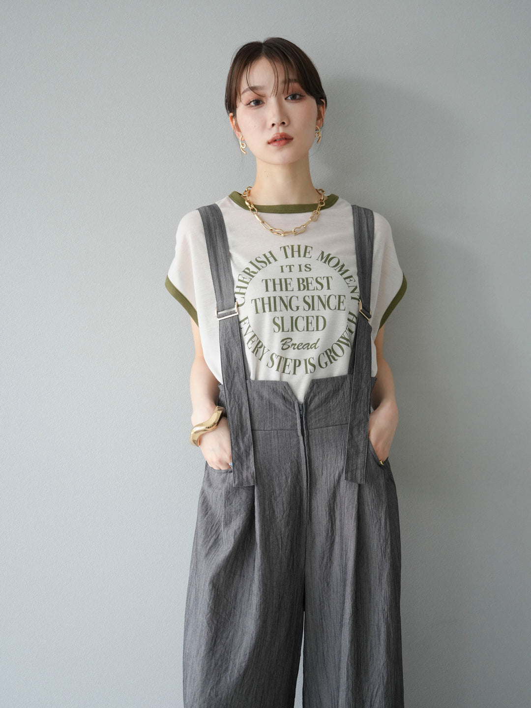 [SET]ストリングデザインハイウエストサロペット+シアーフライス ロゴプリントT (2set)