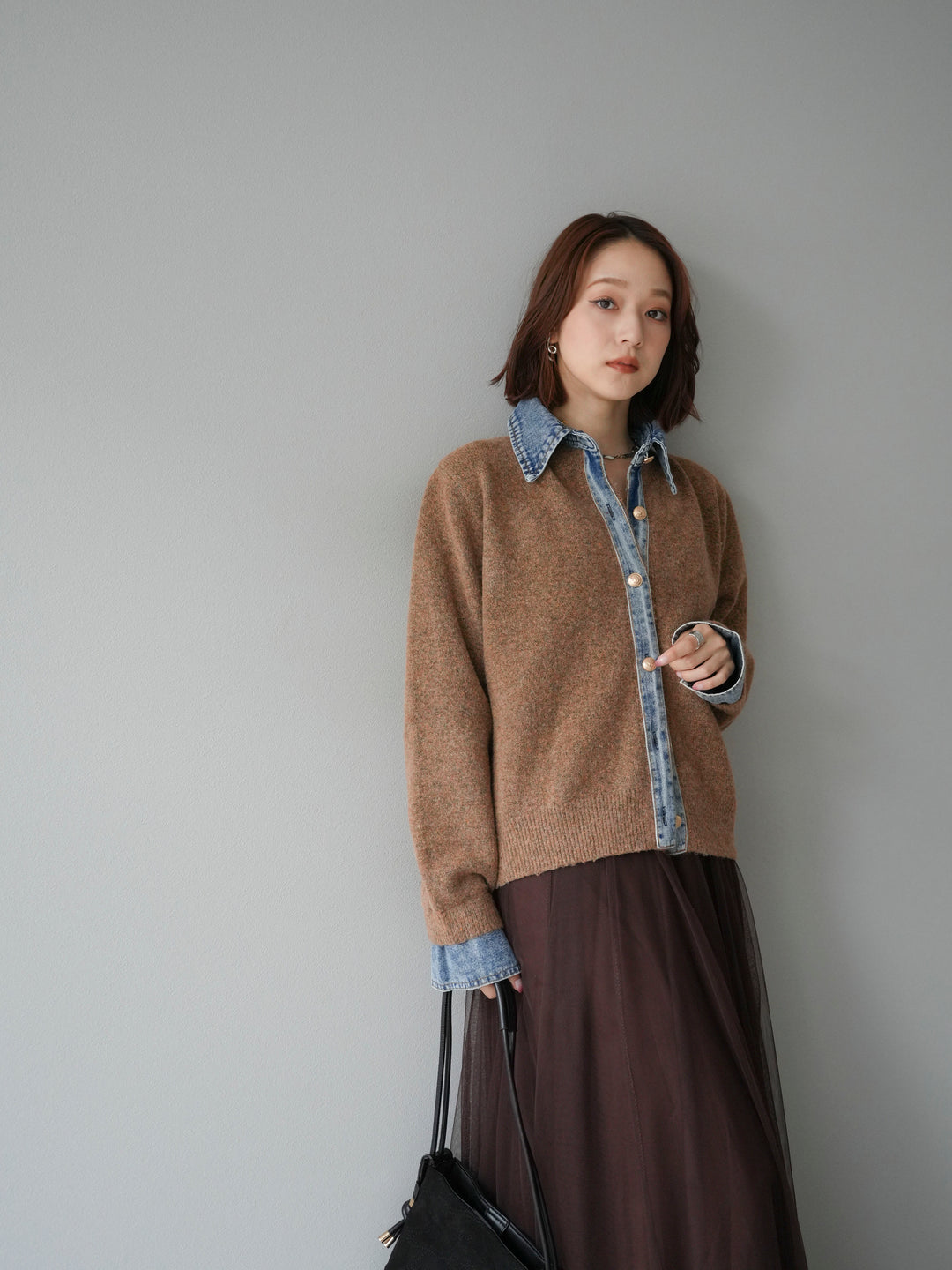 【預購】牛仔領紐扣針織開襟衫/駝色