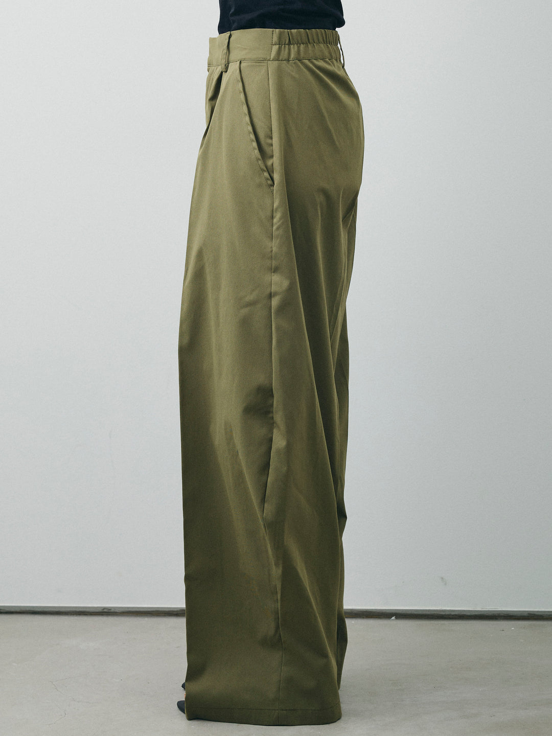 [予約]コクーンワイドチノパンツ/カーキ