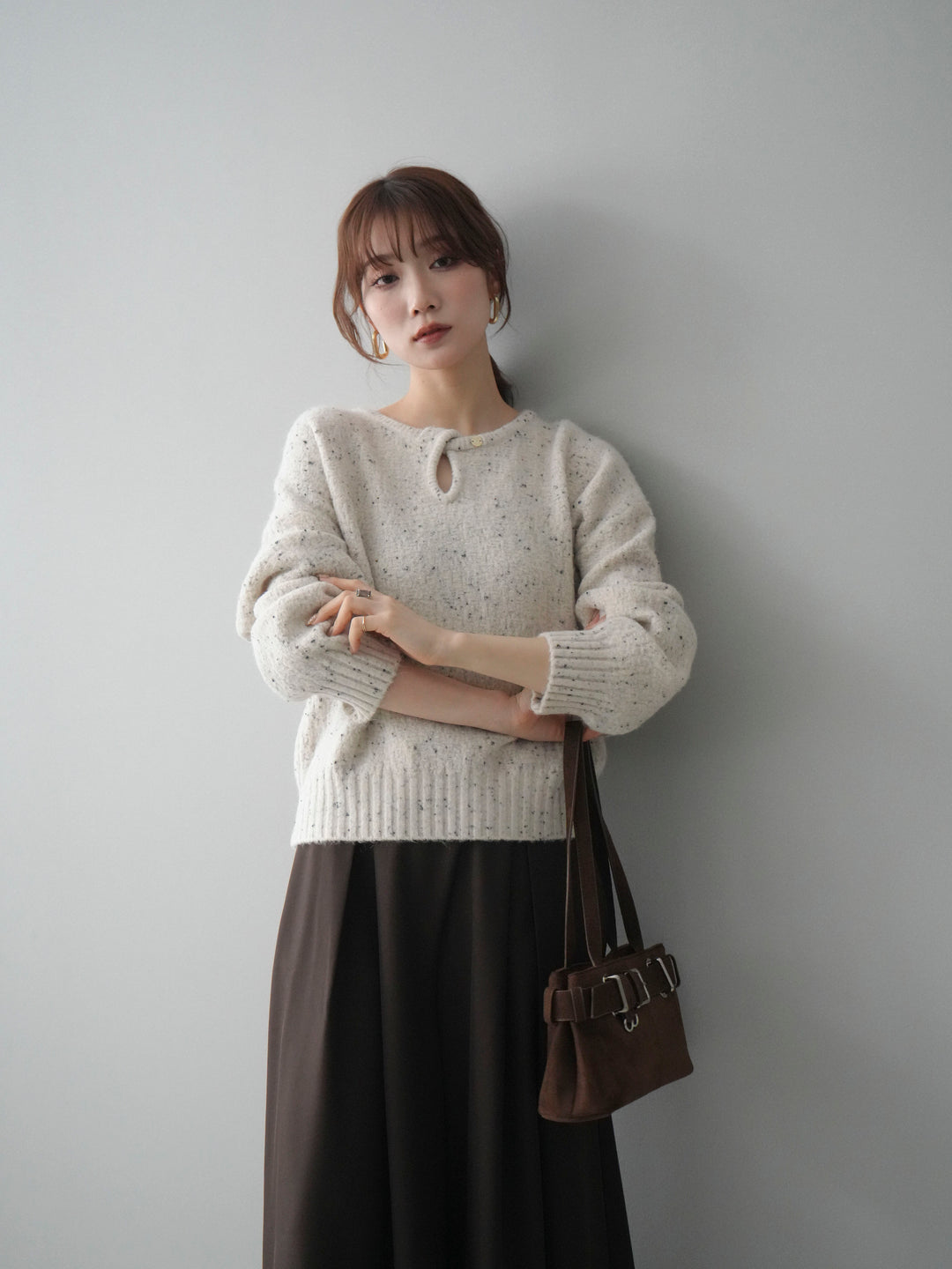 [SET]ツイストネックラメネップヤーンニットプルオーバー+テープベルトタックバギーパンツ(2set)