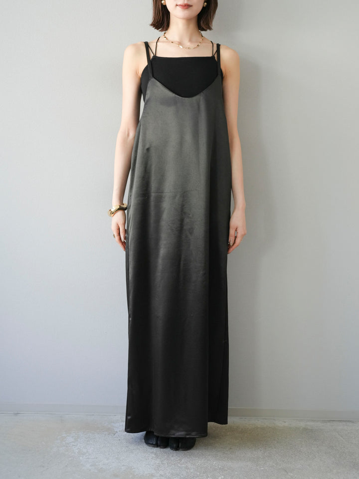 [予約]サテンキャミワンピース/ブラック