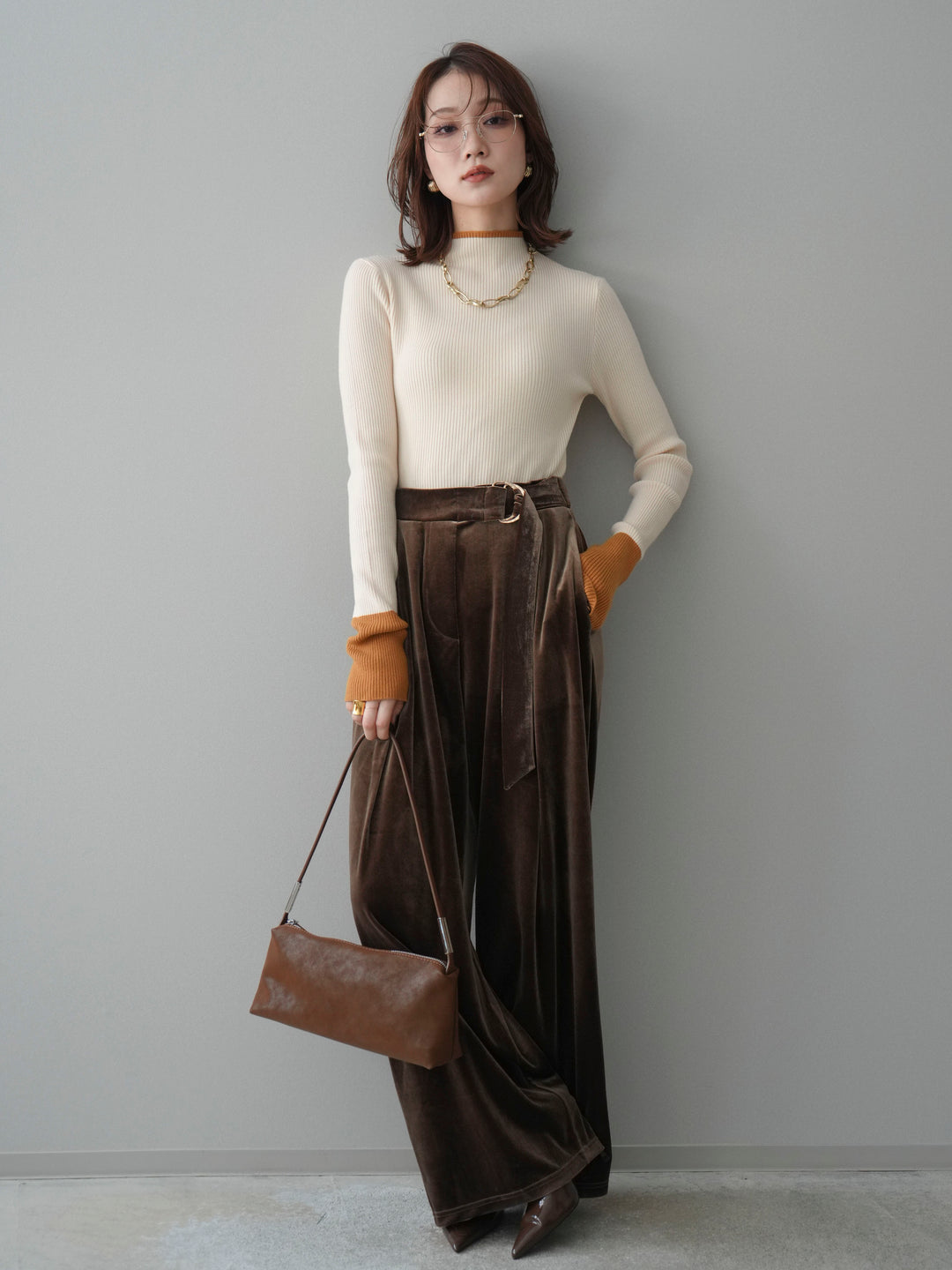 [SET]袖ボタンハイネック配色リブニットトップス+ベロアベルトスリムパンツ(2set)