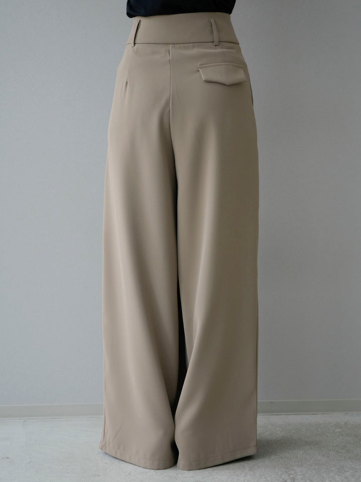 [Pre-order] Wide flare tuck pants/beige