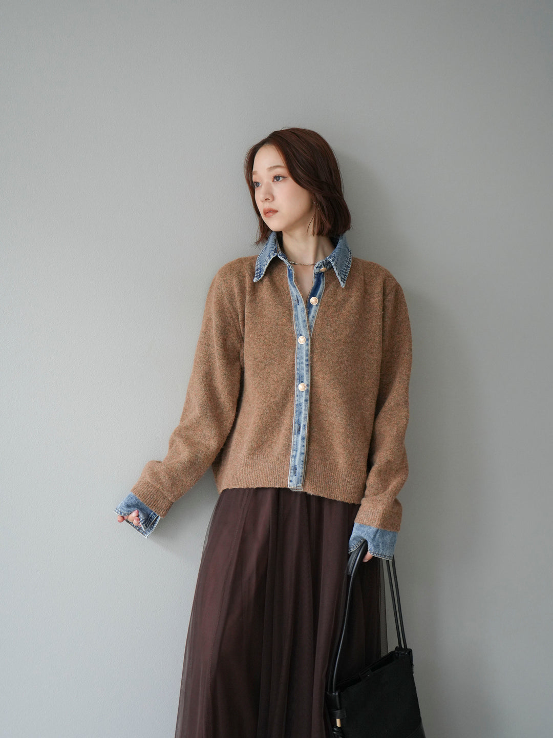 【預購】牛仔領紐扣針織開襟衫/駝色