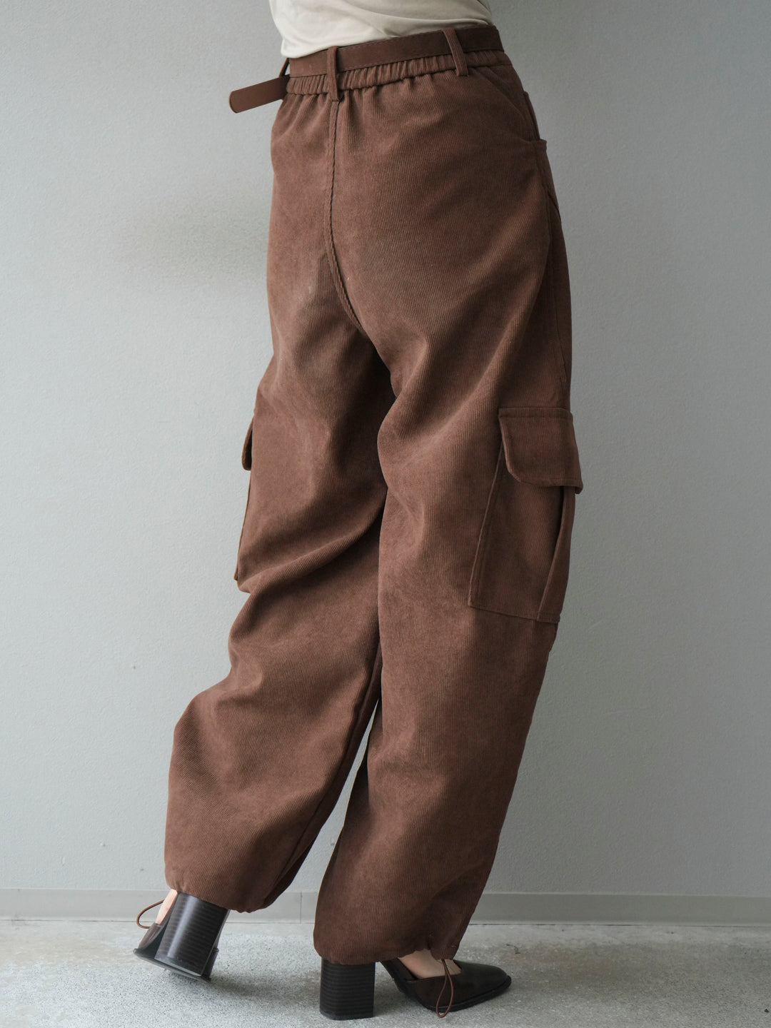 [予約]ベルト付コーデュロイカーゴパンツ/brown