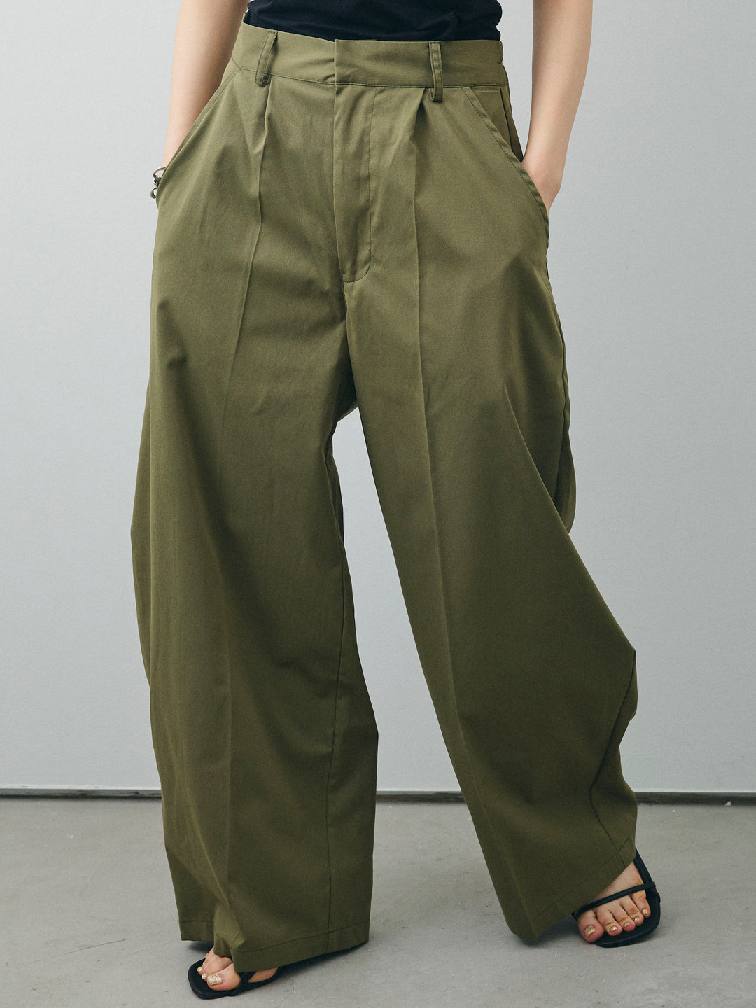 [予約]コクーンワイドチノパンツ/カーキ