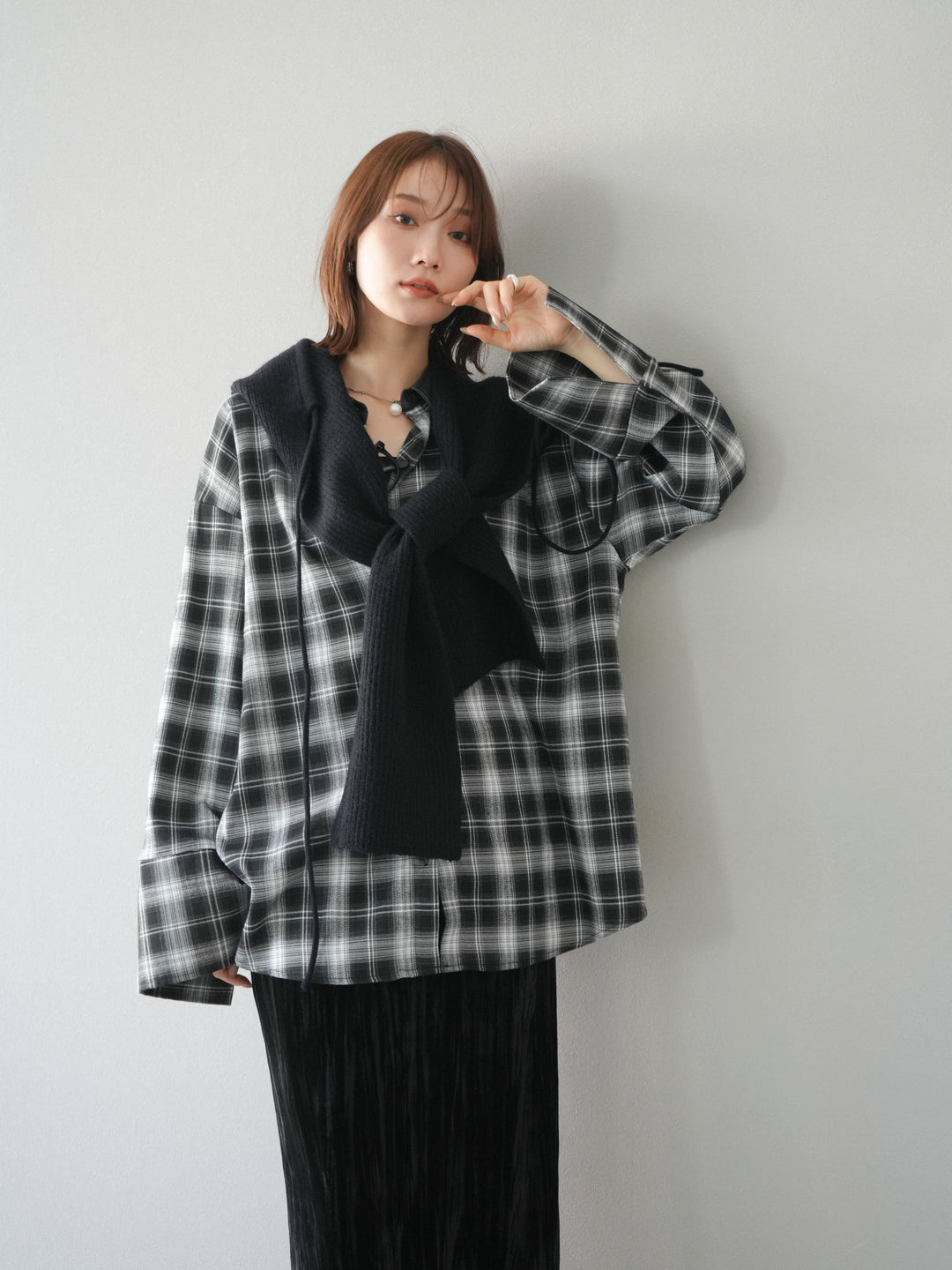 [SET]レザー襟オンブレチェックオーバーシャツ +クラッシュベロアナロースカート(2set)