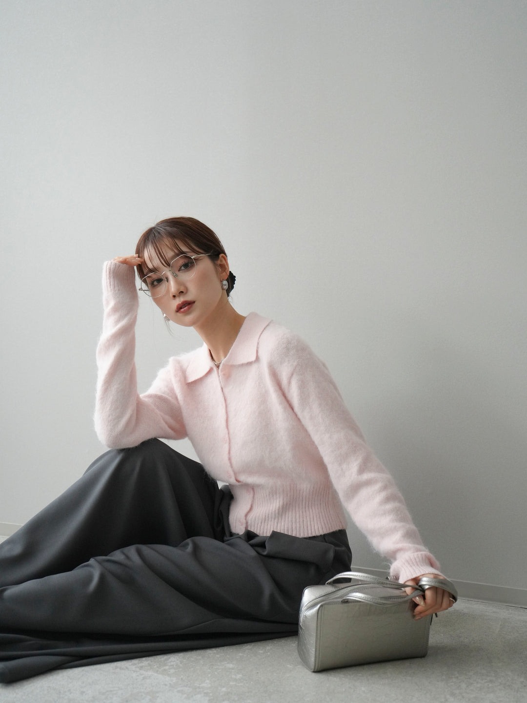 [SET]モヘア衿付きボタンプルオーバー+テープベルトタックバギーパンツ(2set)