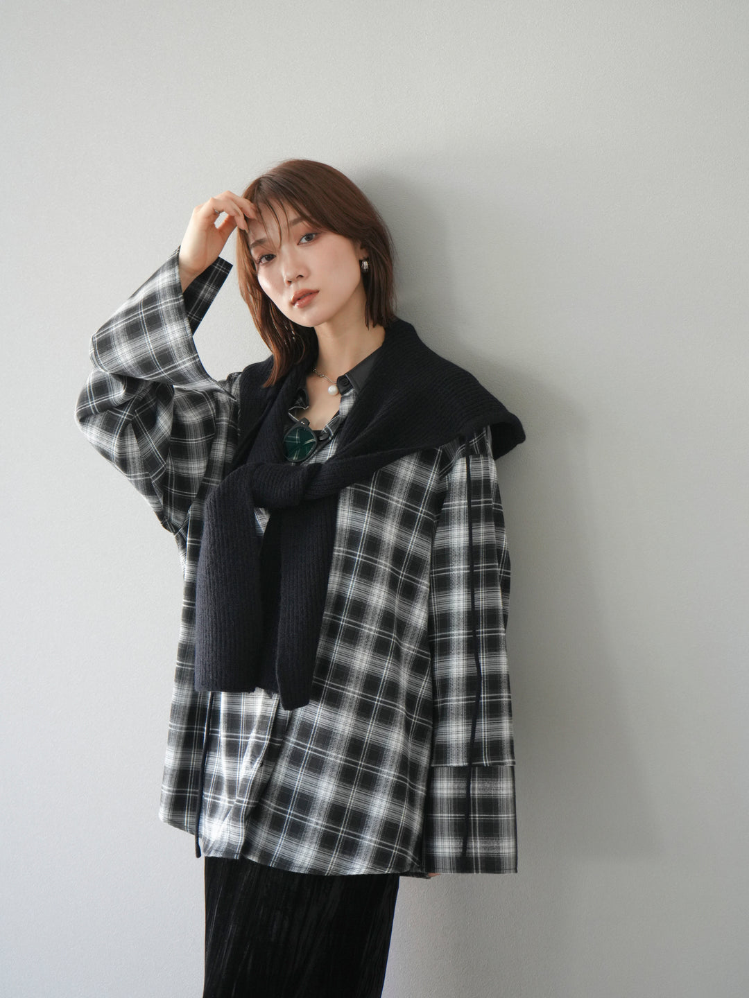 [SET]レザー襟オンブレチェックオーバーシャツ +クラッシュベロアナロースカート(2set)