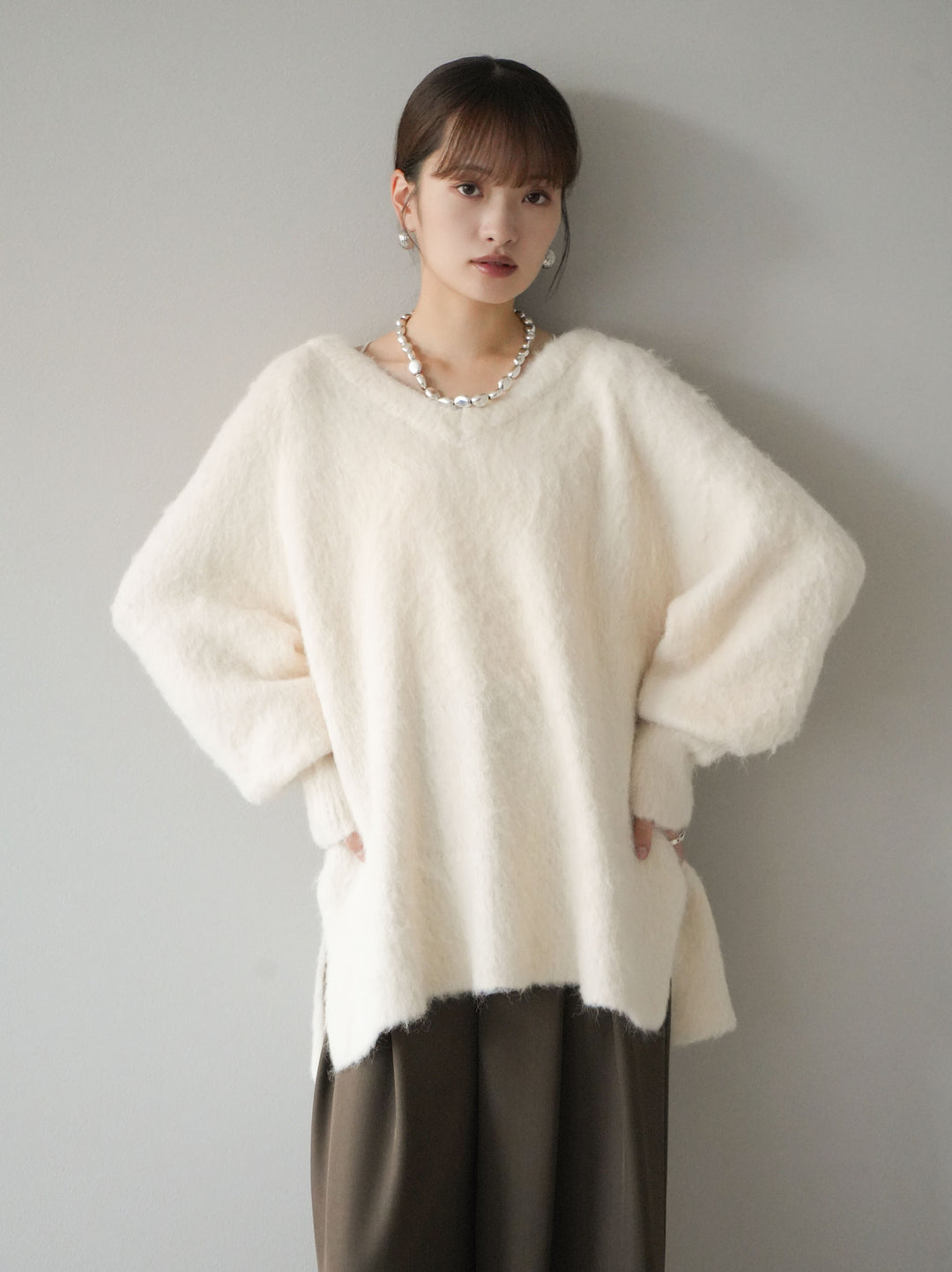 [予約]Vネックオーバーモヘアニットプルオーバー/アイボリー