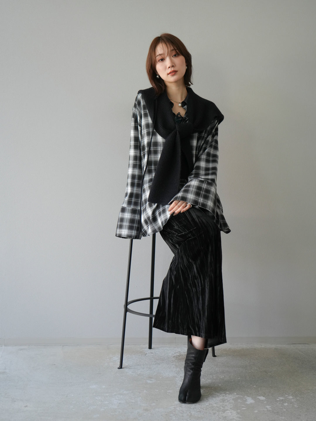 [SET]レザー襟オンブレチェックオーバーシャツ +クラッシュベロアナロースカート(2set)