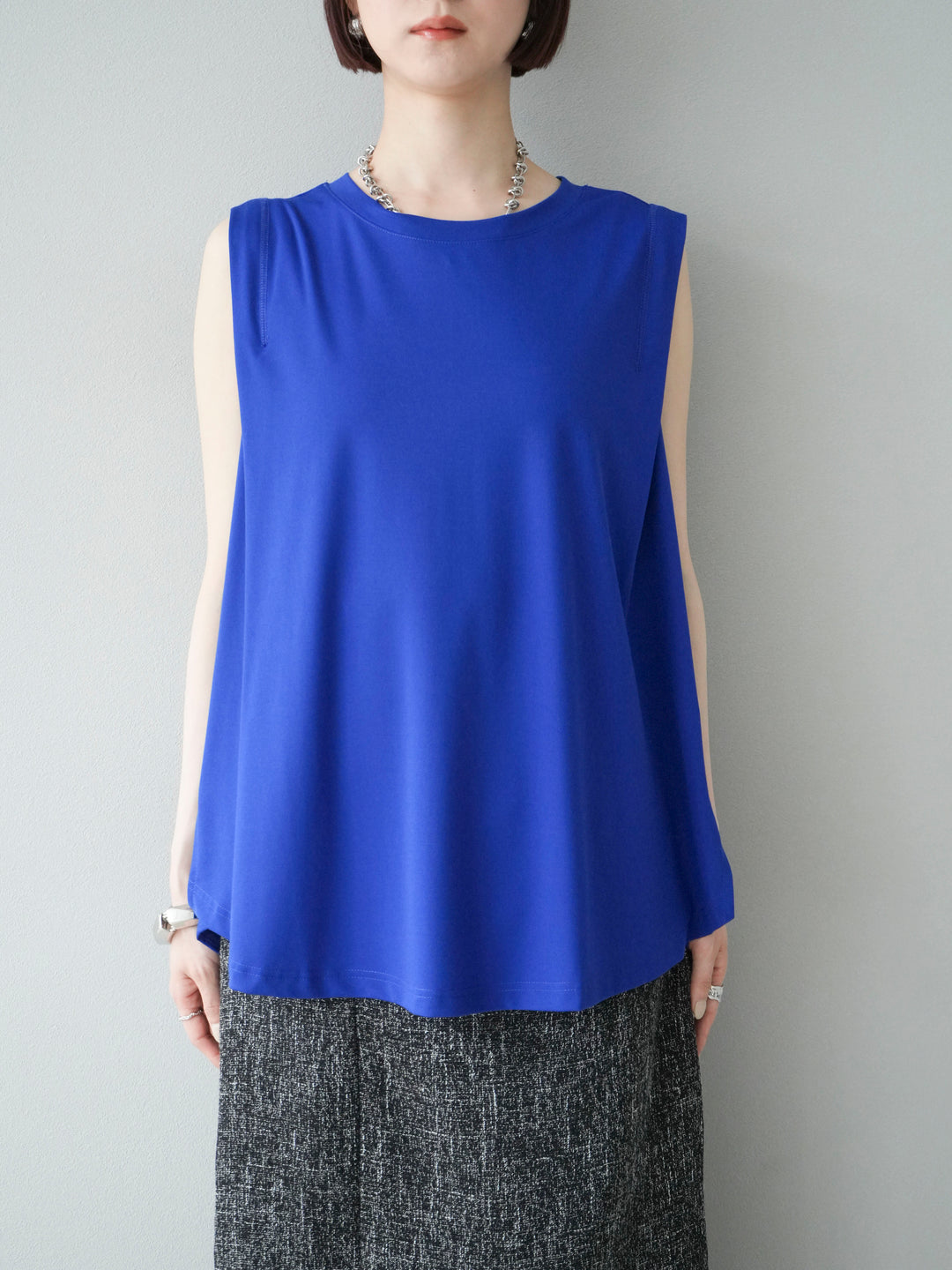 [預訂] Cool Touch Tuck Flare Cut Pullover/藍色