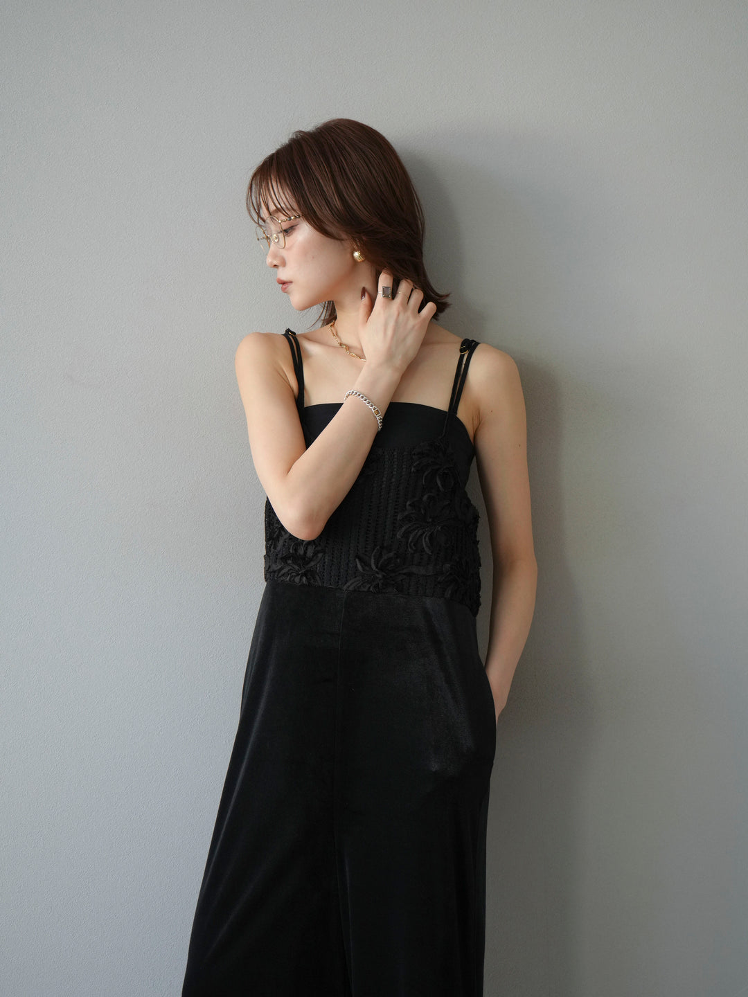 [予約]ジャガード切替ベロアサロペット/ブラック